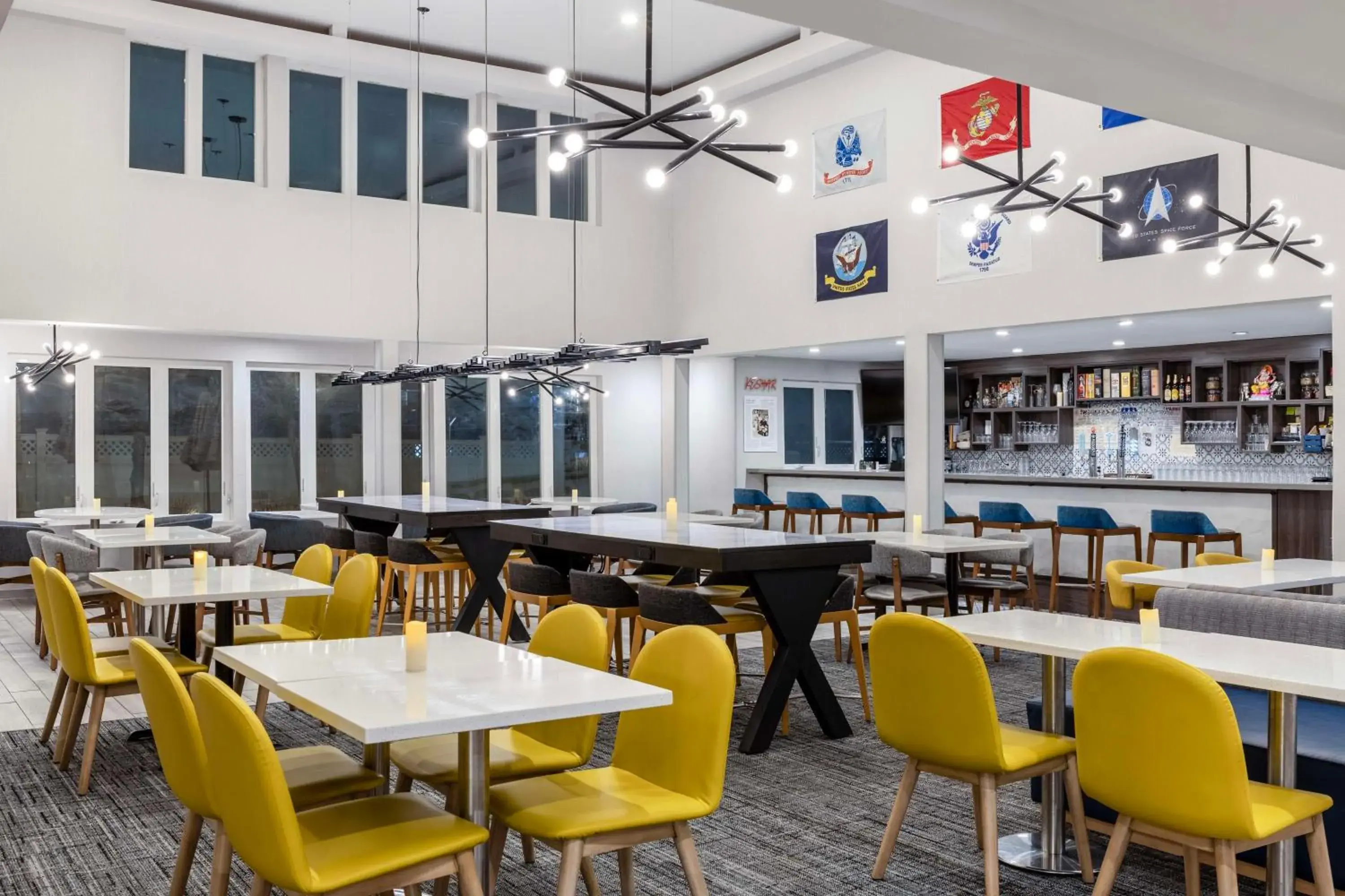 Restaurant/places to eat in Aiden by Best Western Cape Cod - West Yarmouth Restaurant/places to eat in Aiden by Best Western Cape Cod - West Yarmouth