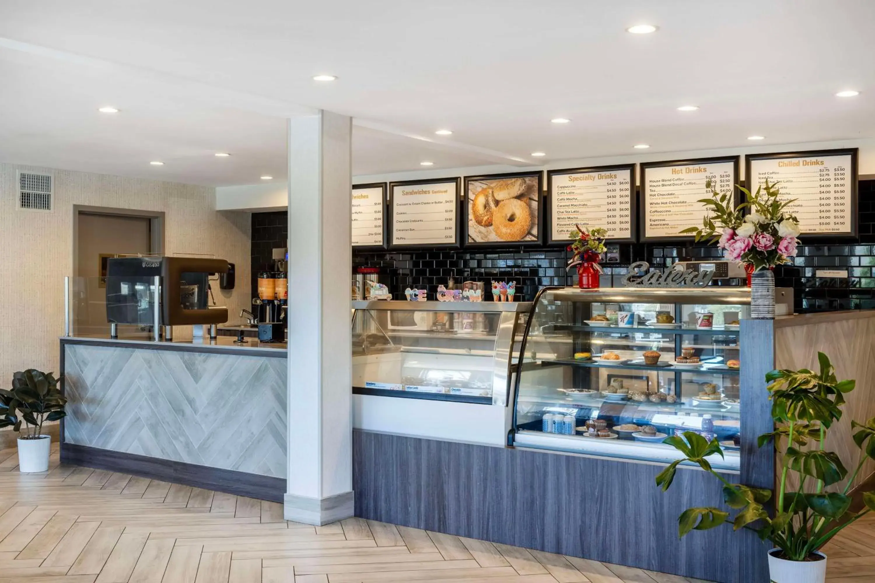 Breakfast in Aiden by Best Western Cape Cod - West Yarmouth Breakfast in Aiden by Best Western Cape Cod - West Yarmouth