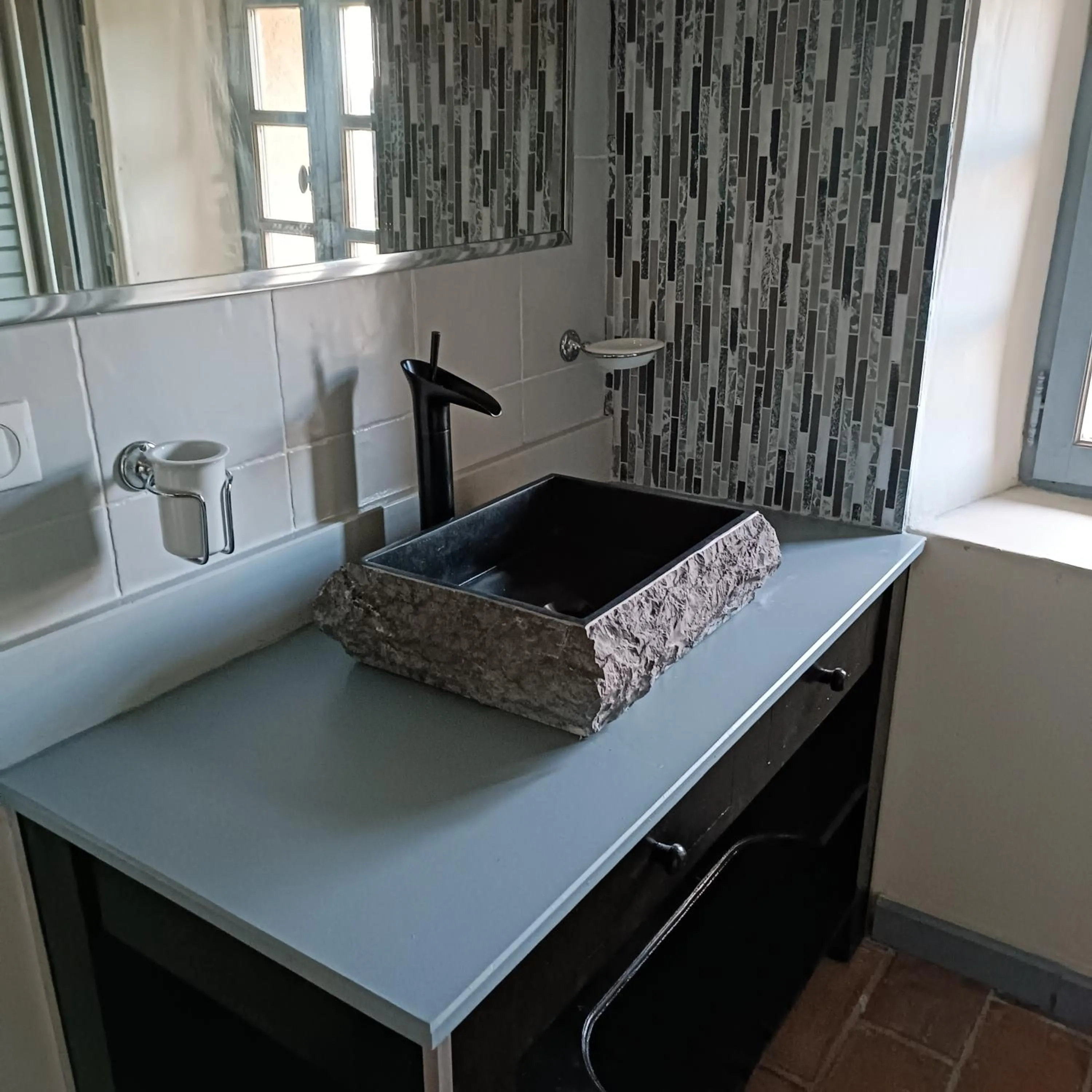 Bathroom in Chambre d'hôtes du Mas de Longuefeuille