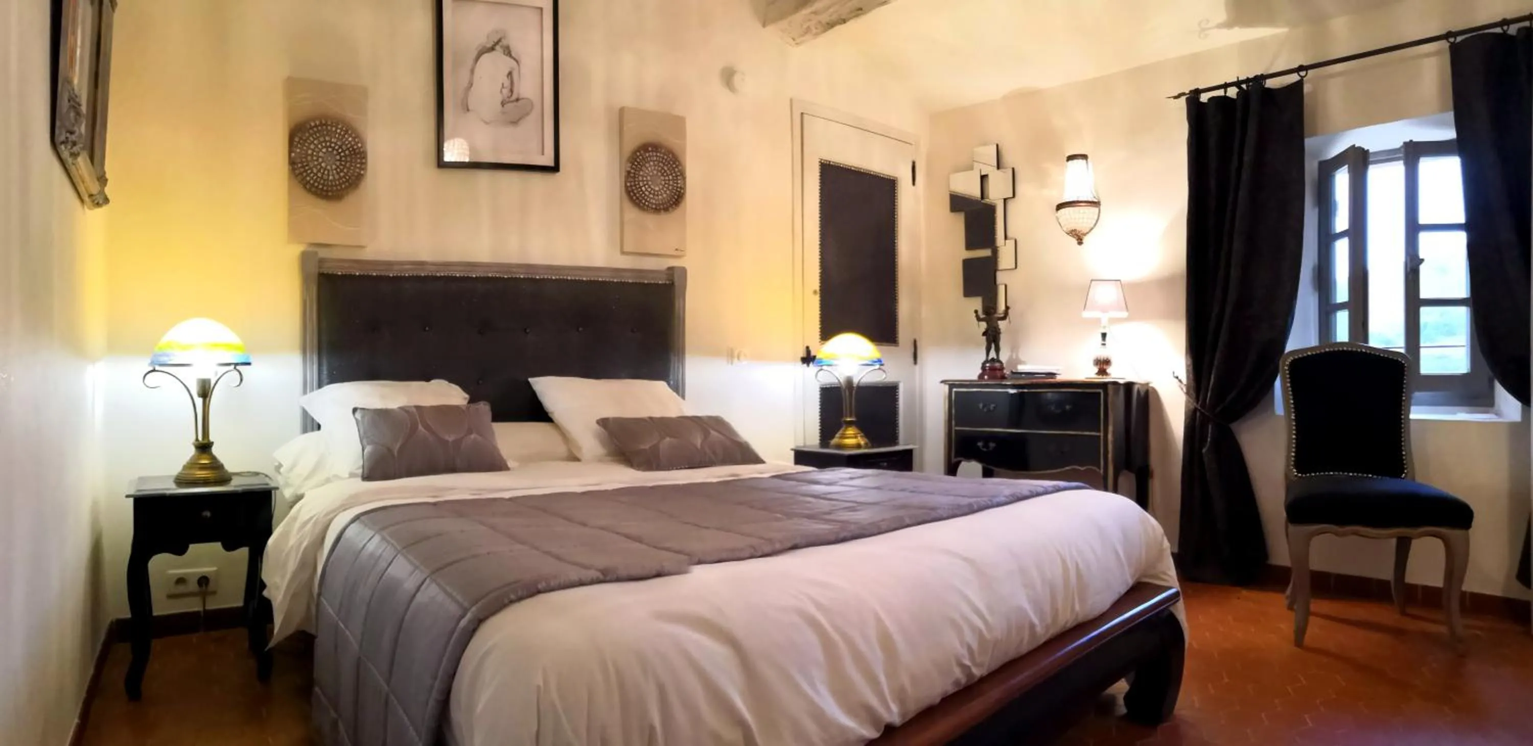 Bed in Chambre d'hôtes du Mas de Longuefeuille