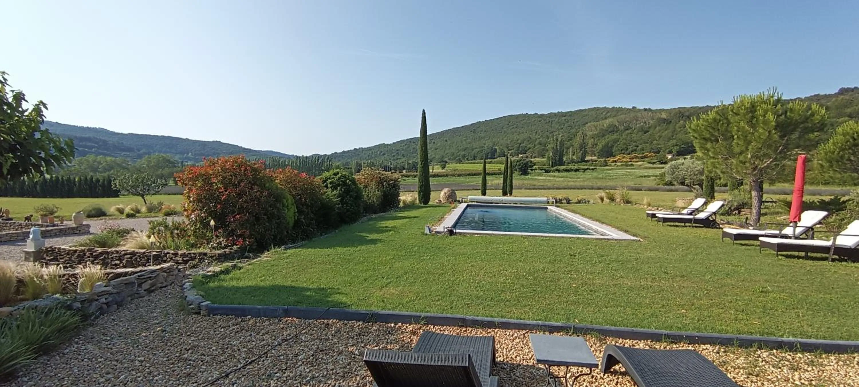 Swimming pool in Chambre d'hôtes du Mas de Longuefeuille
