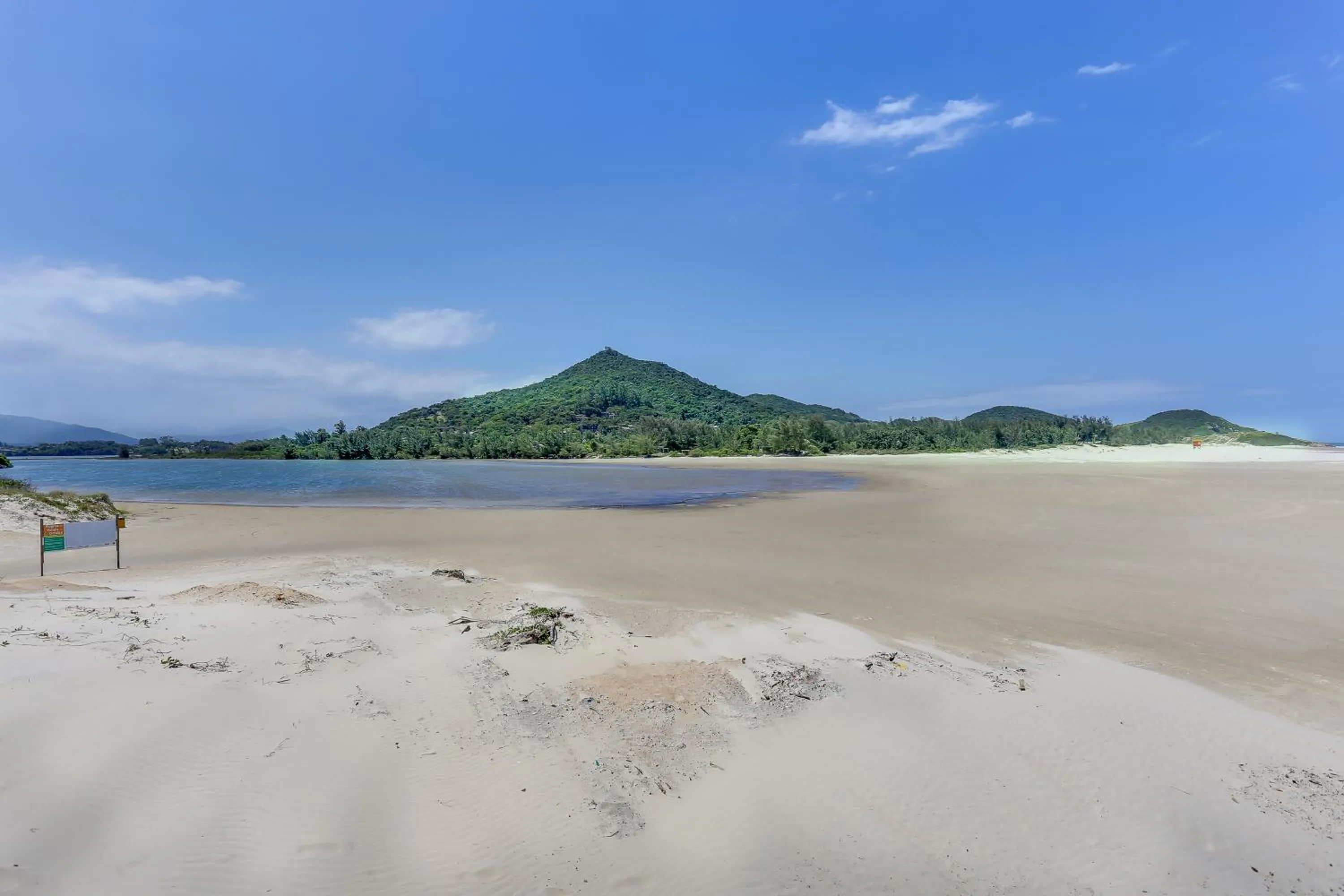 Lake view in Pousada Barra Mar