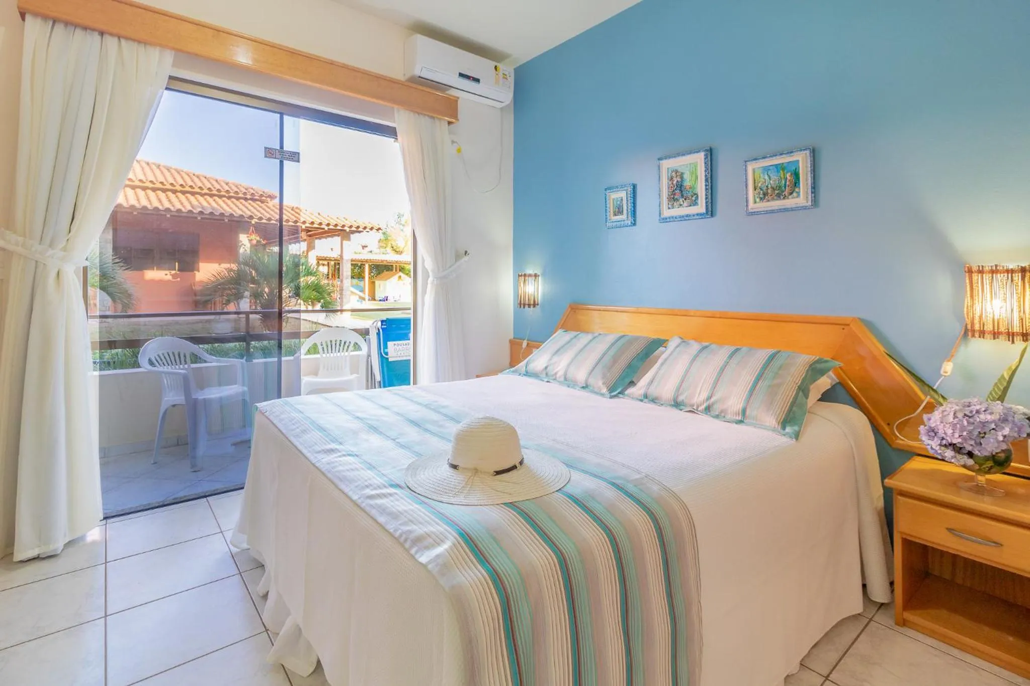 Patio, Bed in Pousada Barra Mar