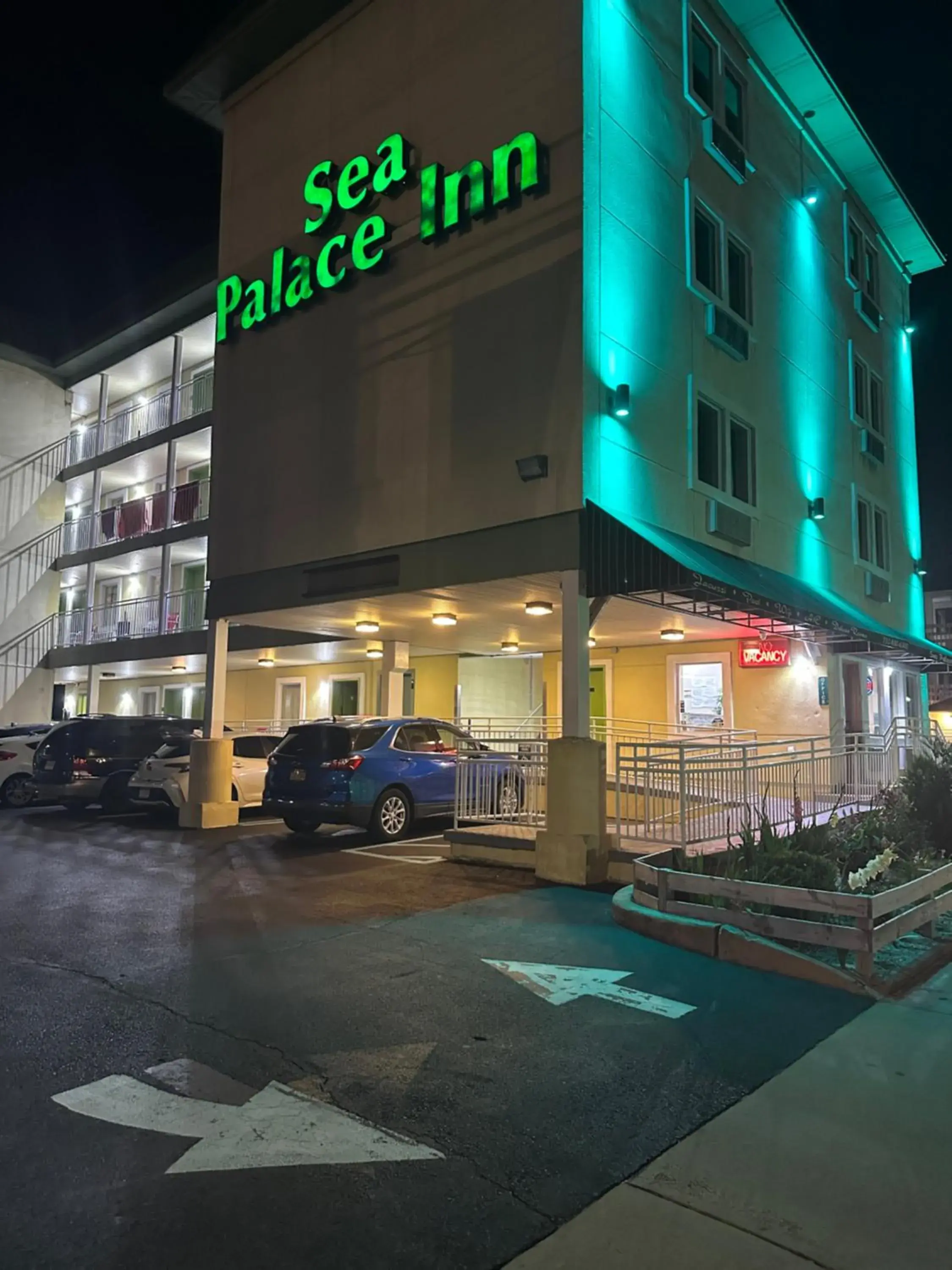 Property building in Sea Palace Inn Property building in Sea Palace Inn