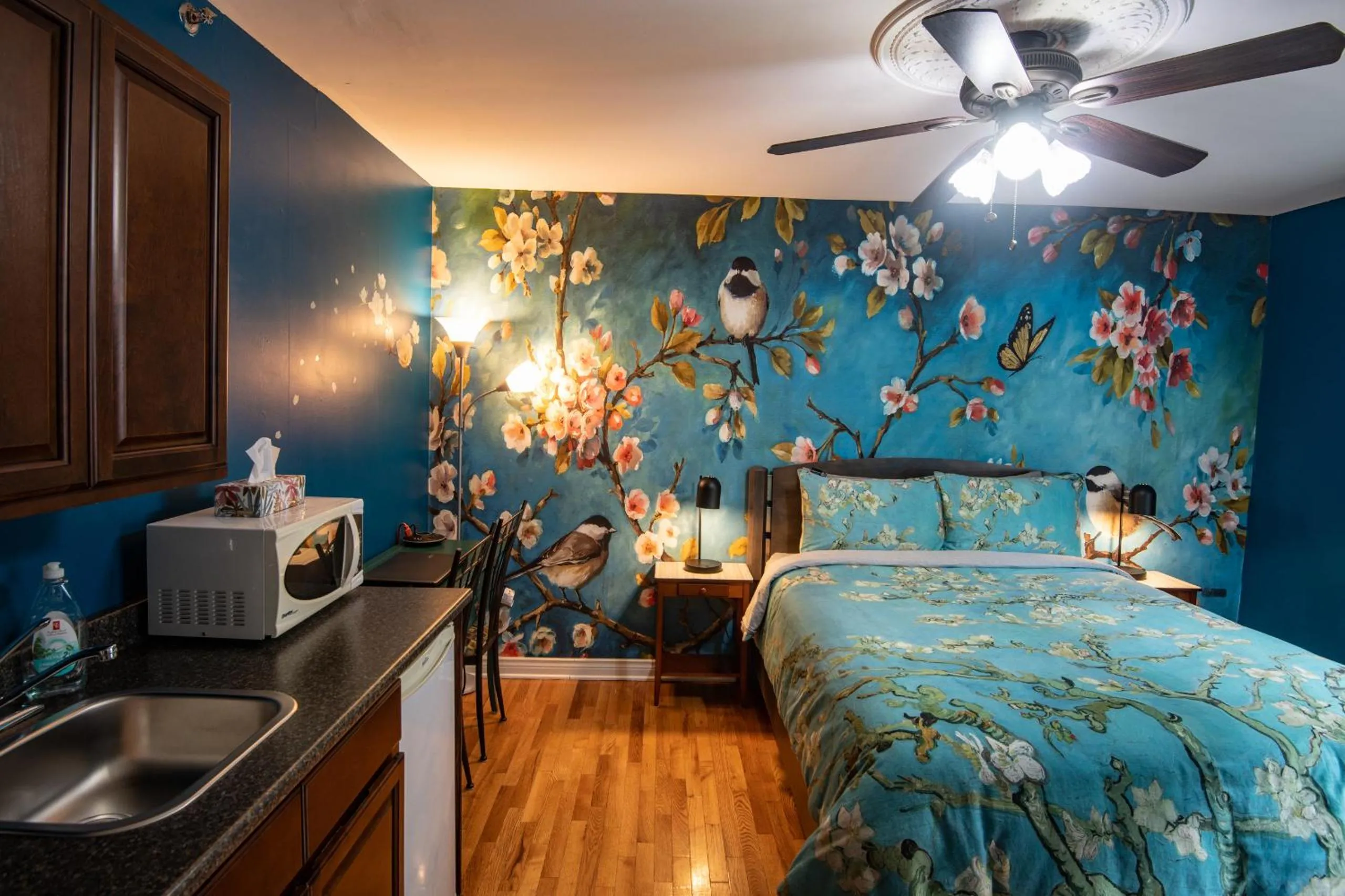 Bed in Prince Street Suites