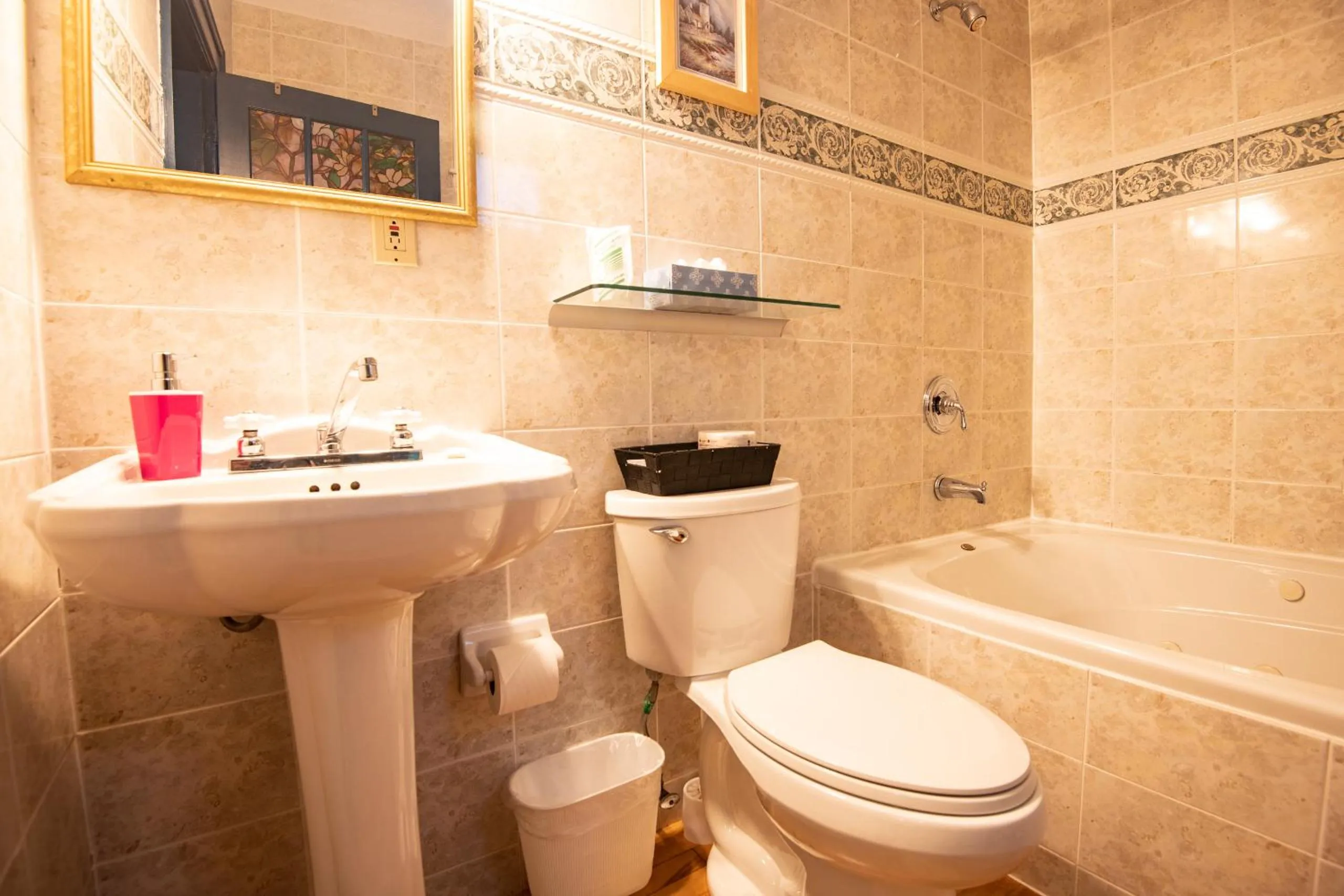 Prince Street Suites