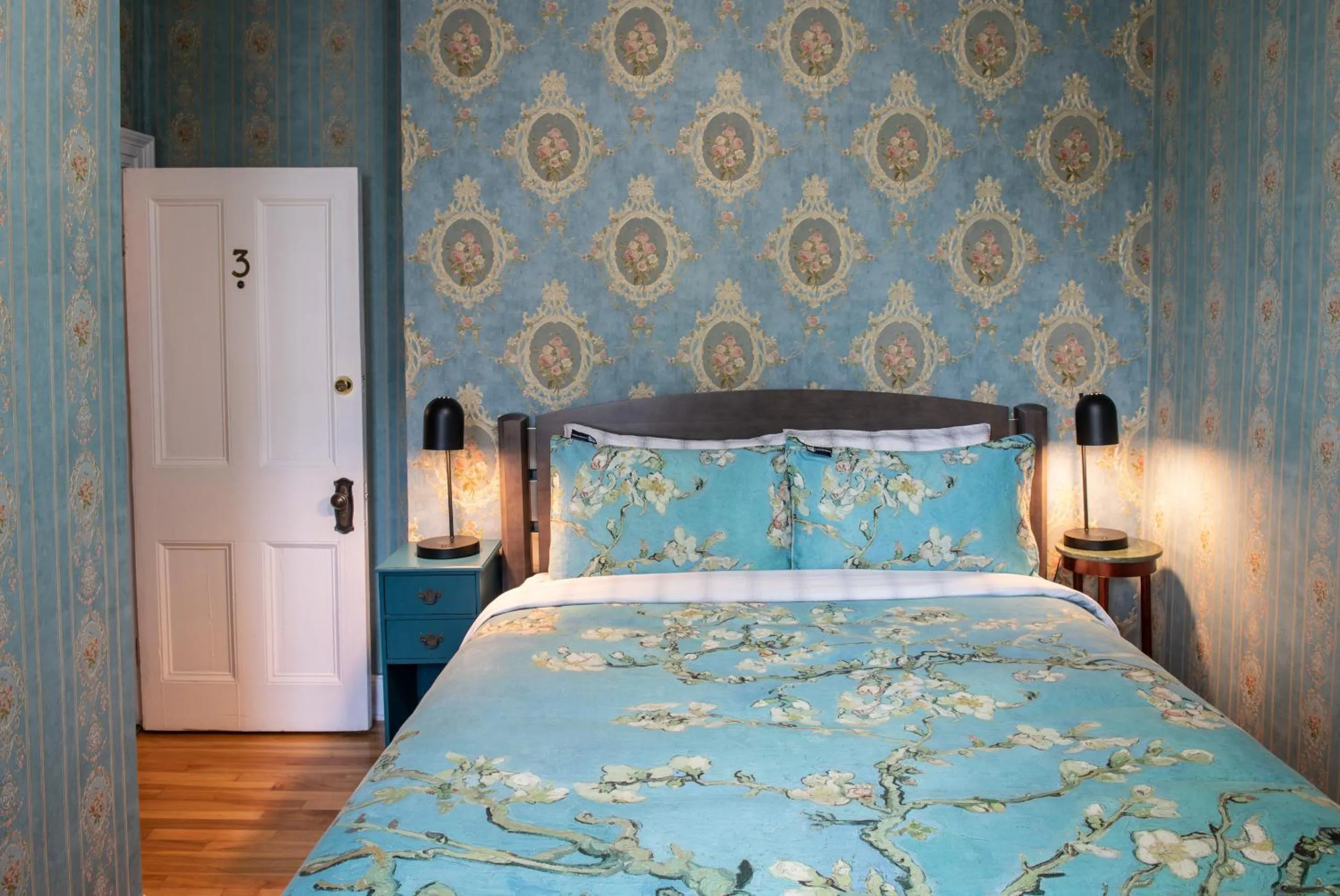 Bed in Prince Street Suites