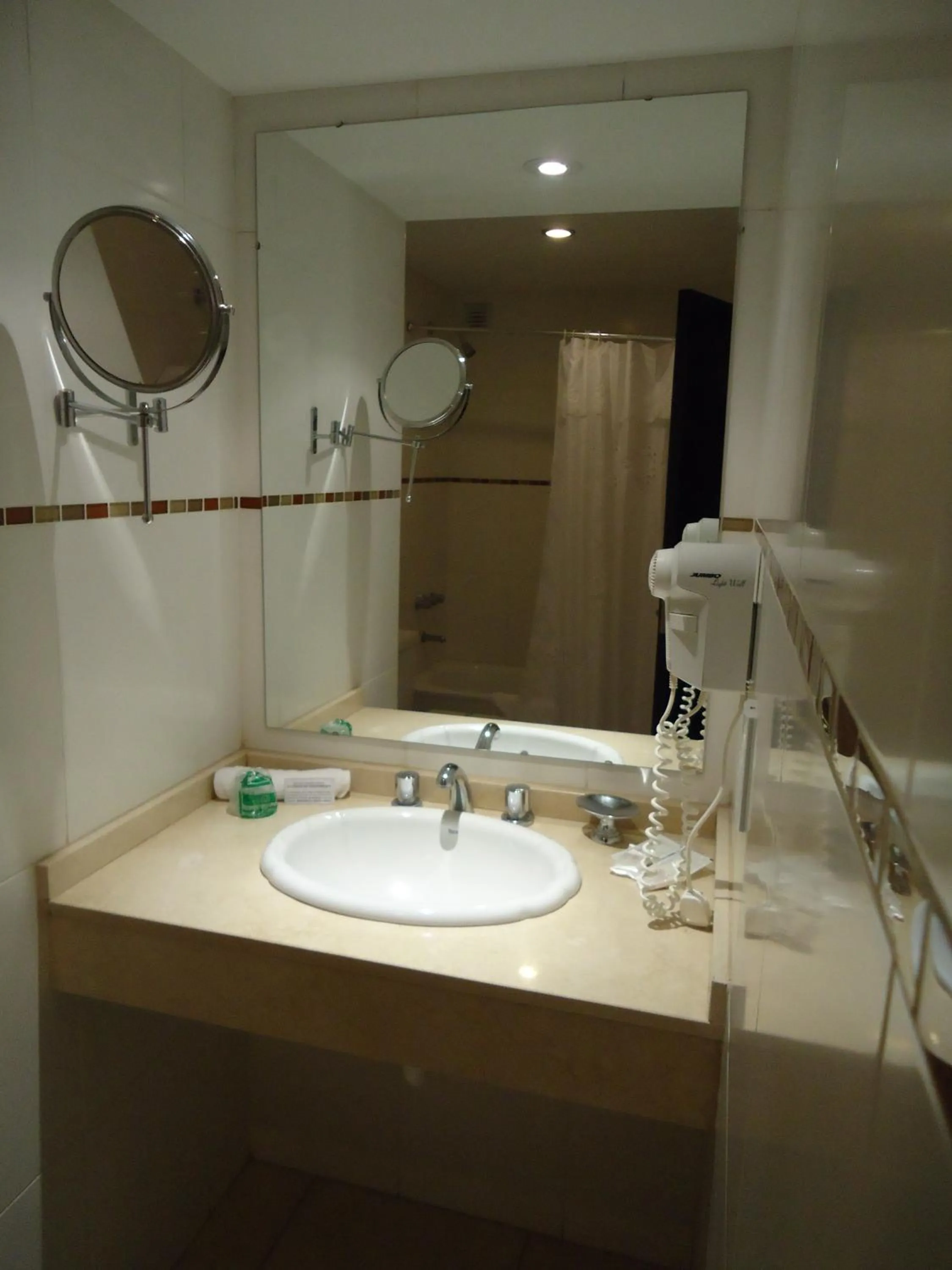 Bathroom in Gran Hotel Continental