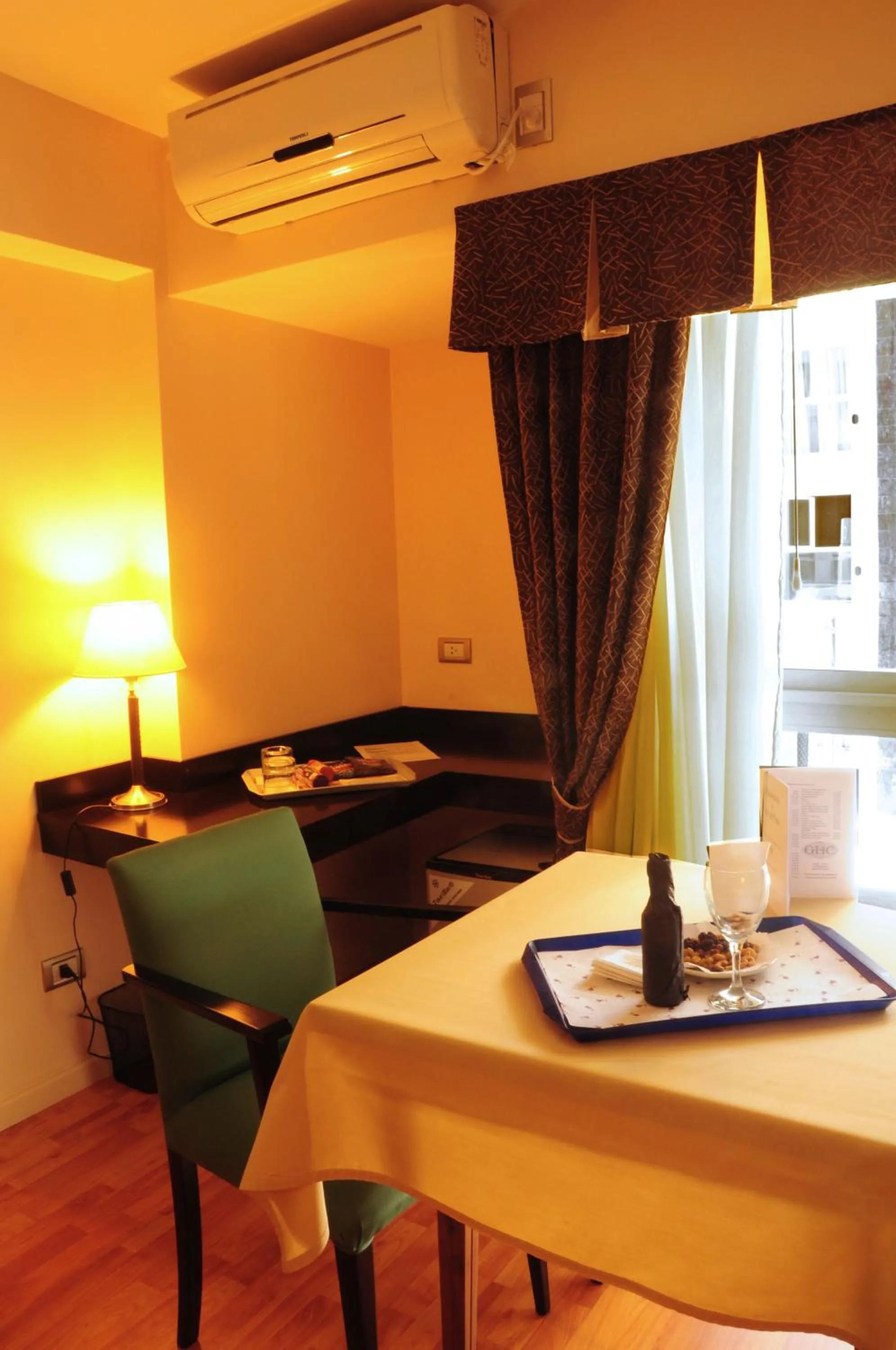 Photo of the whole room in Gran Hotel Continental