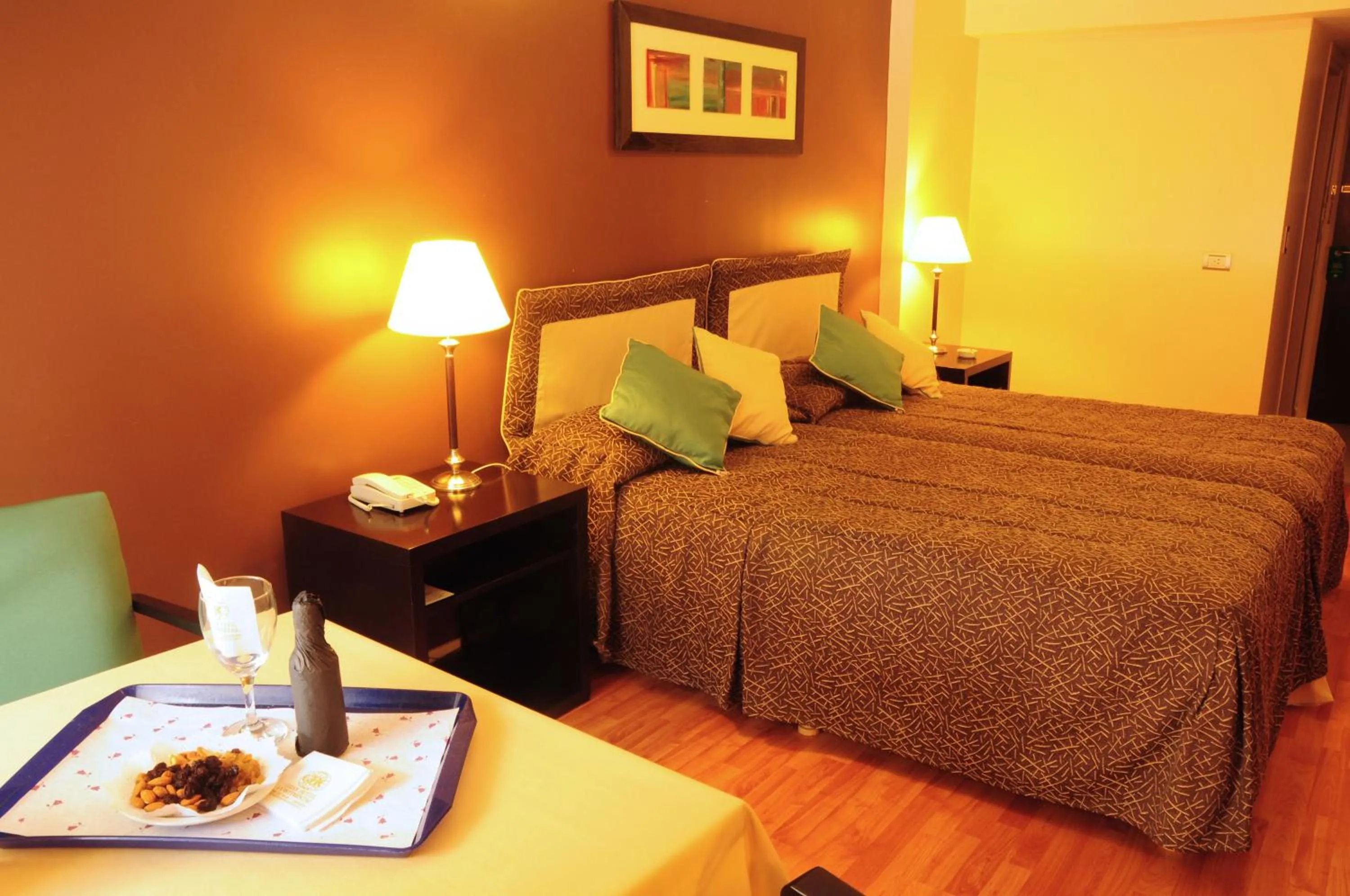 Photo of the whole room, Bed in Gran Hotel Continental