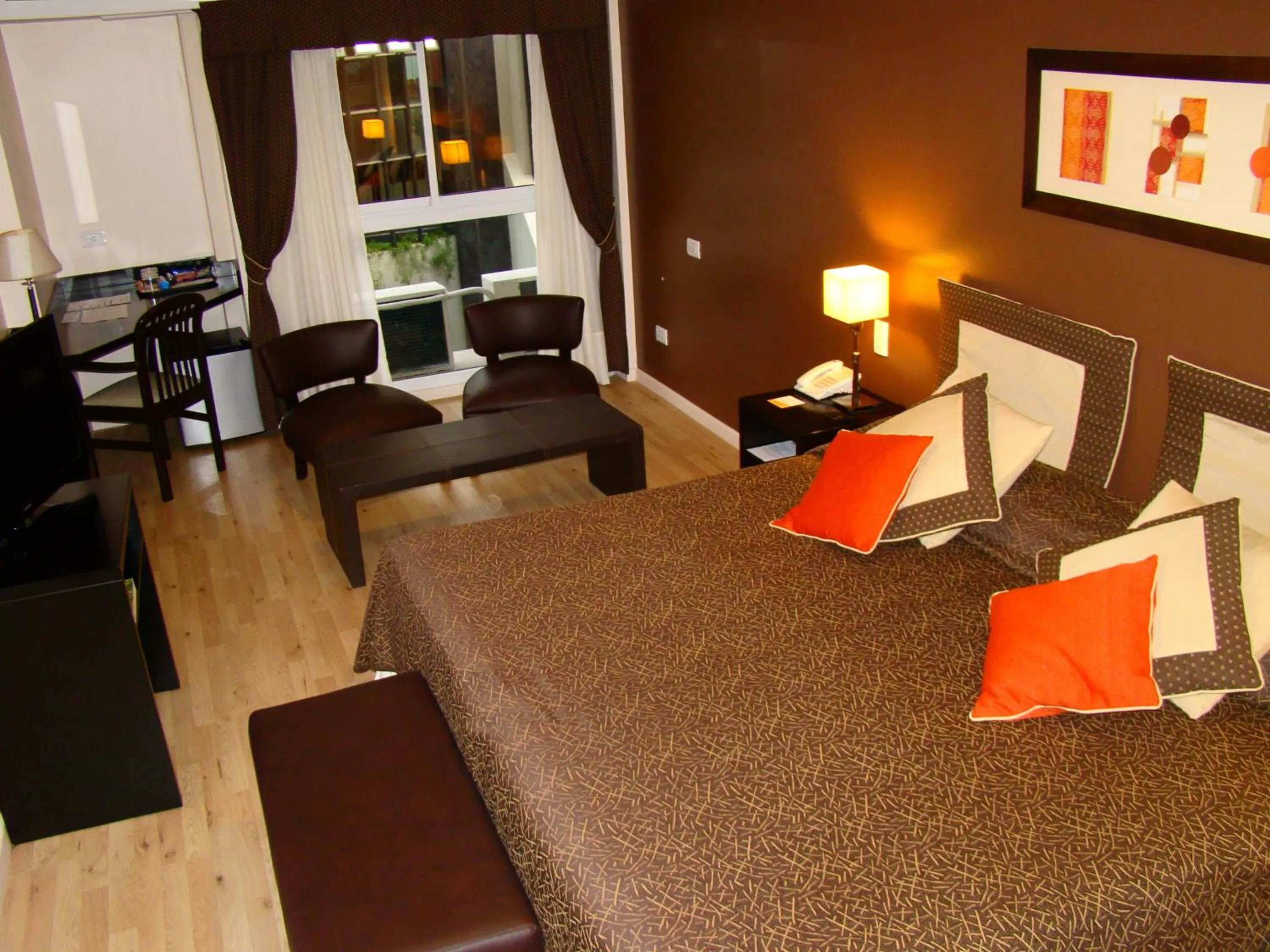 Photo of the whole room, Bed in Gran Hotel Continental