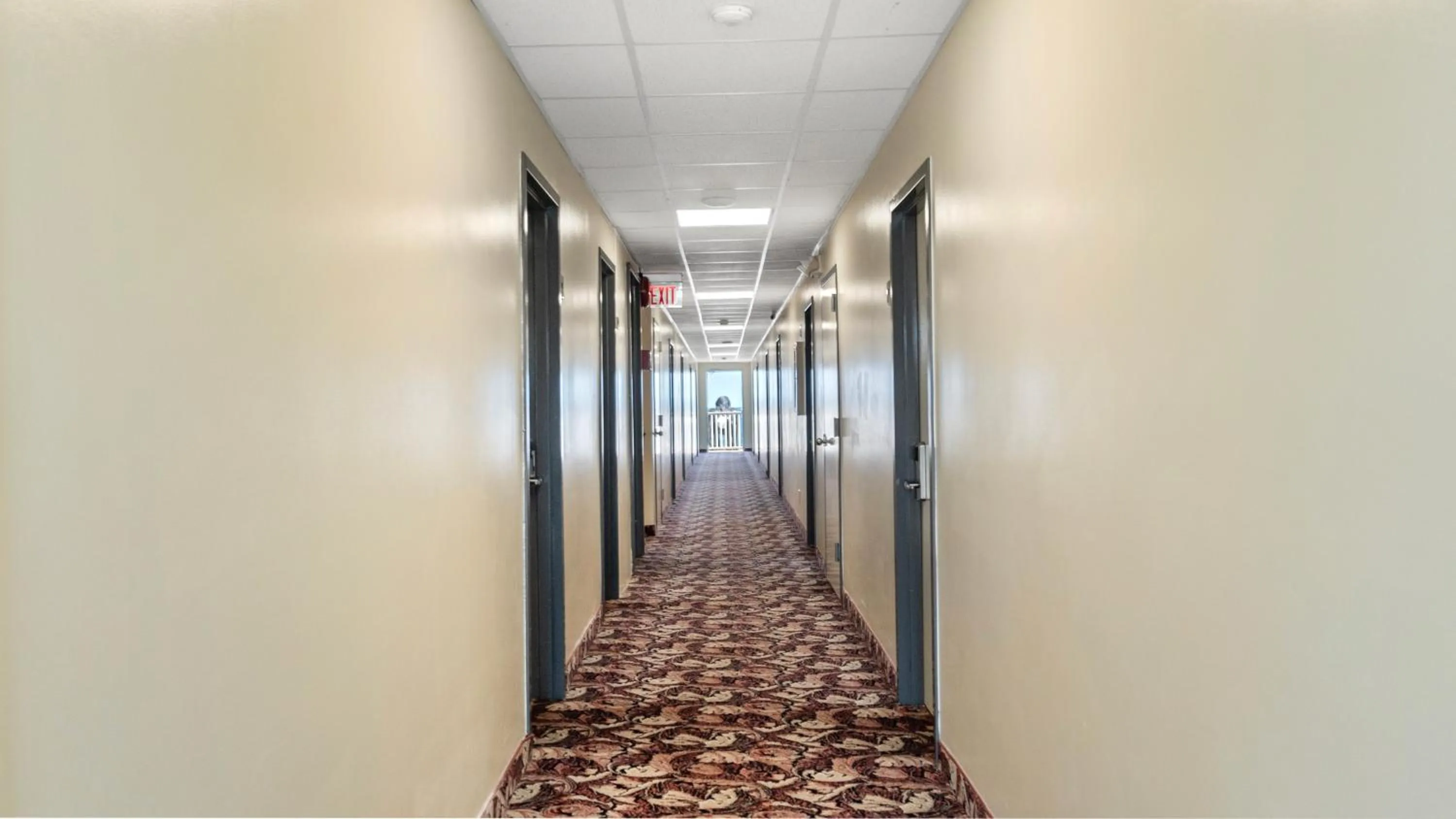 Property building in Safari Hotel Boardwalk