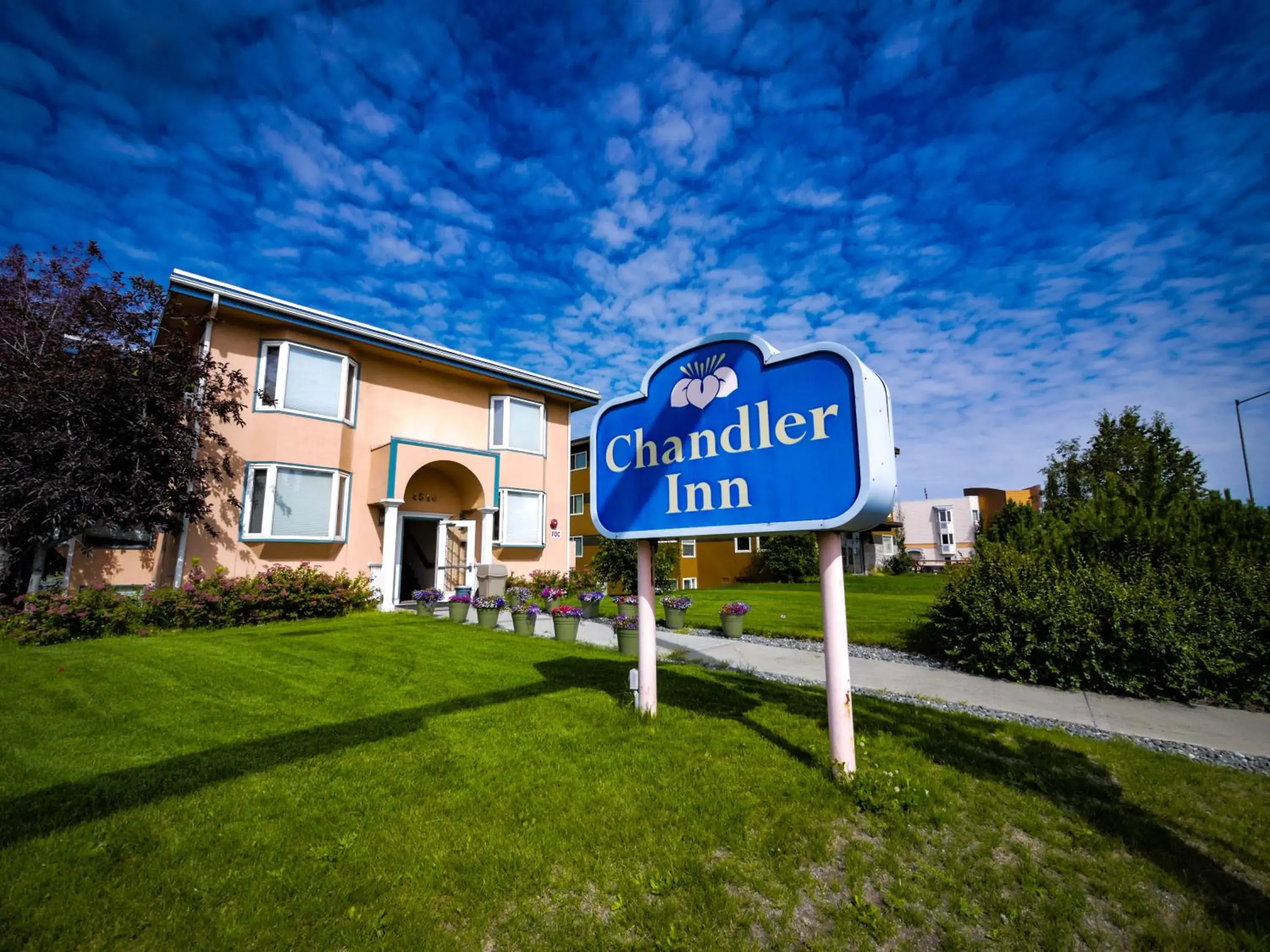 Facade/entrance in Puffin Inn Facade/entrance in Puffin Inn
