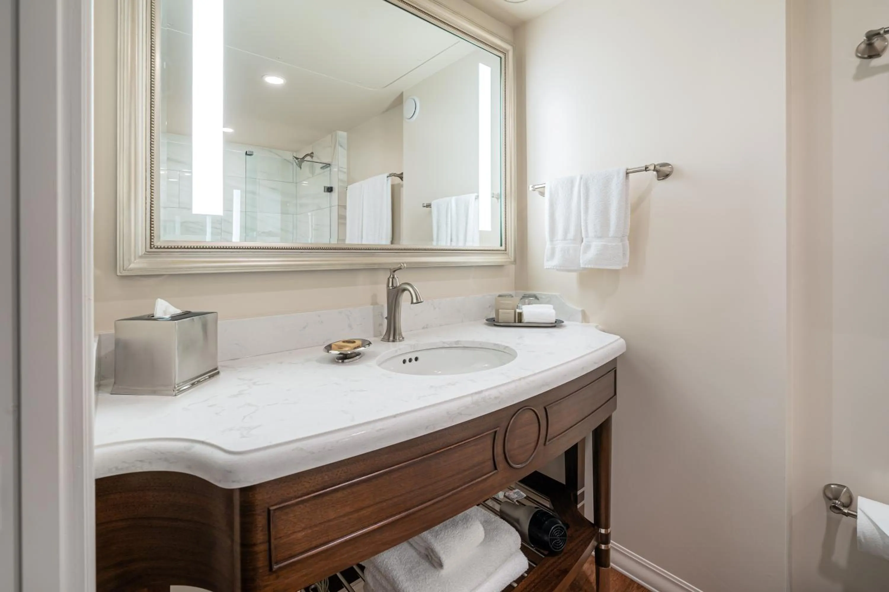 Shower in The Houstonian Hotel, Club & Spa