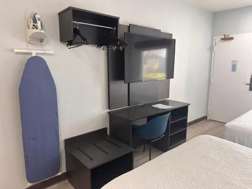 Studio 6 Suites Jacksonville, NC