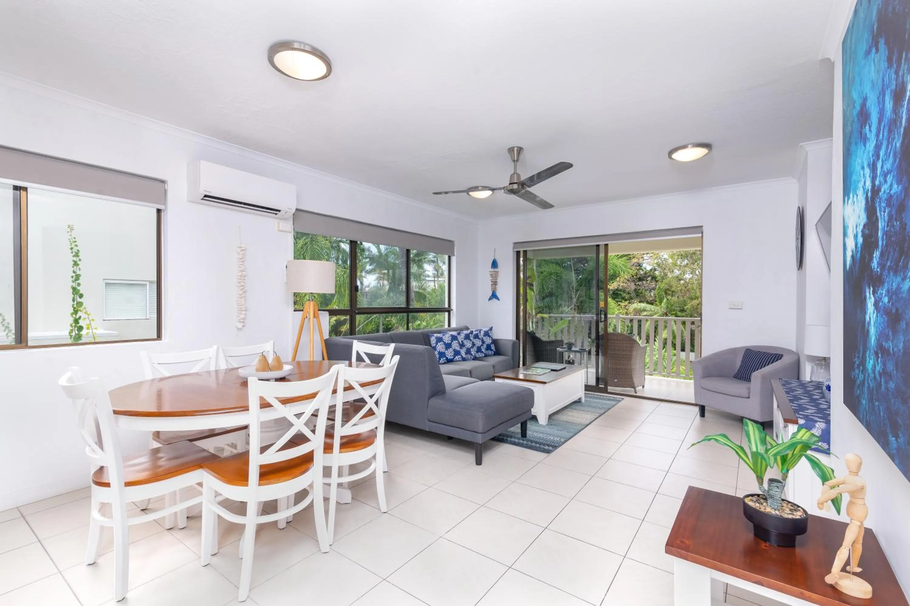 Seascape Holidays - Tropical Reef Apartments