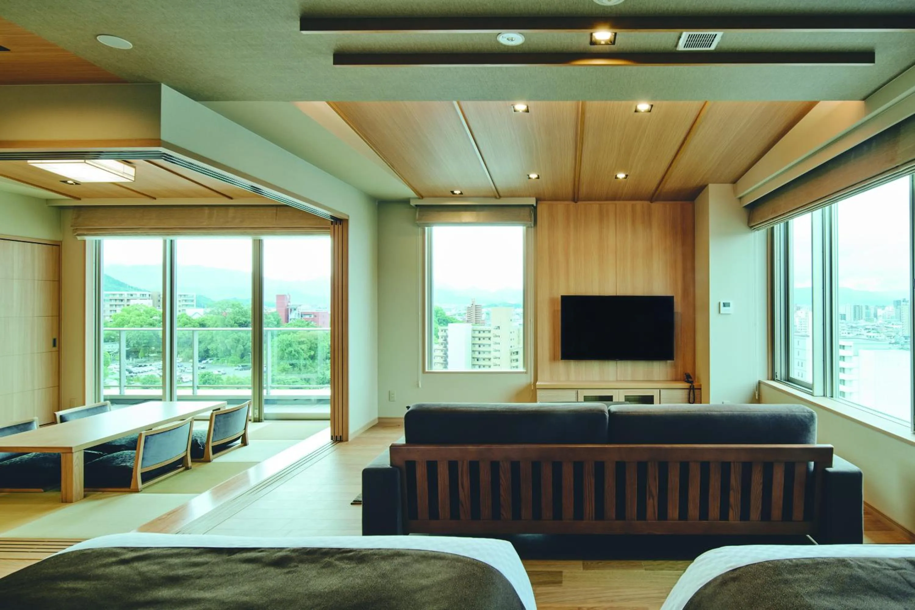 Photo of the whole room, Bed in Kowakuen Haruka