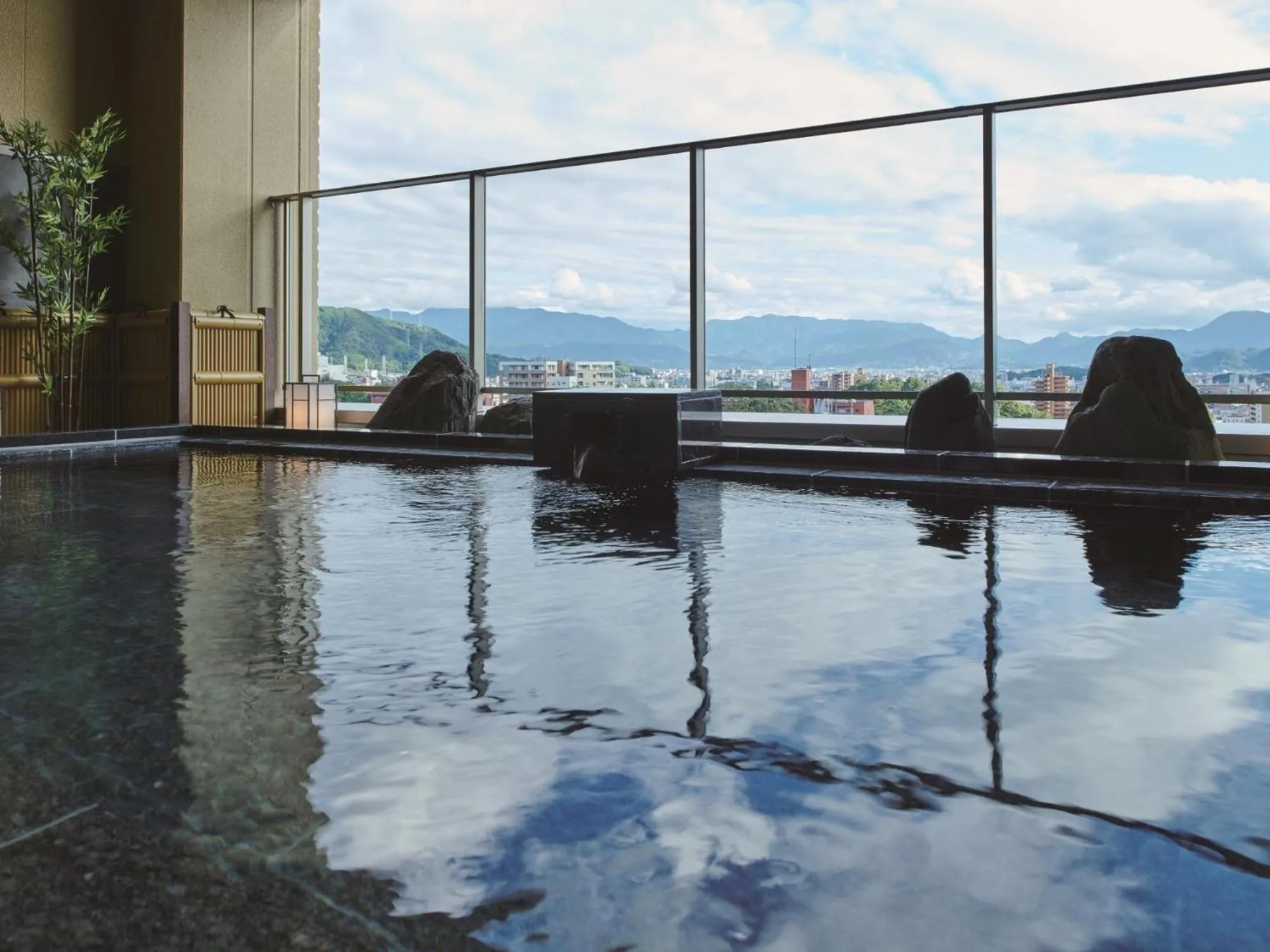 Area and facilities in Kowakuen Haruka