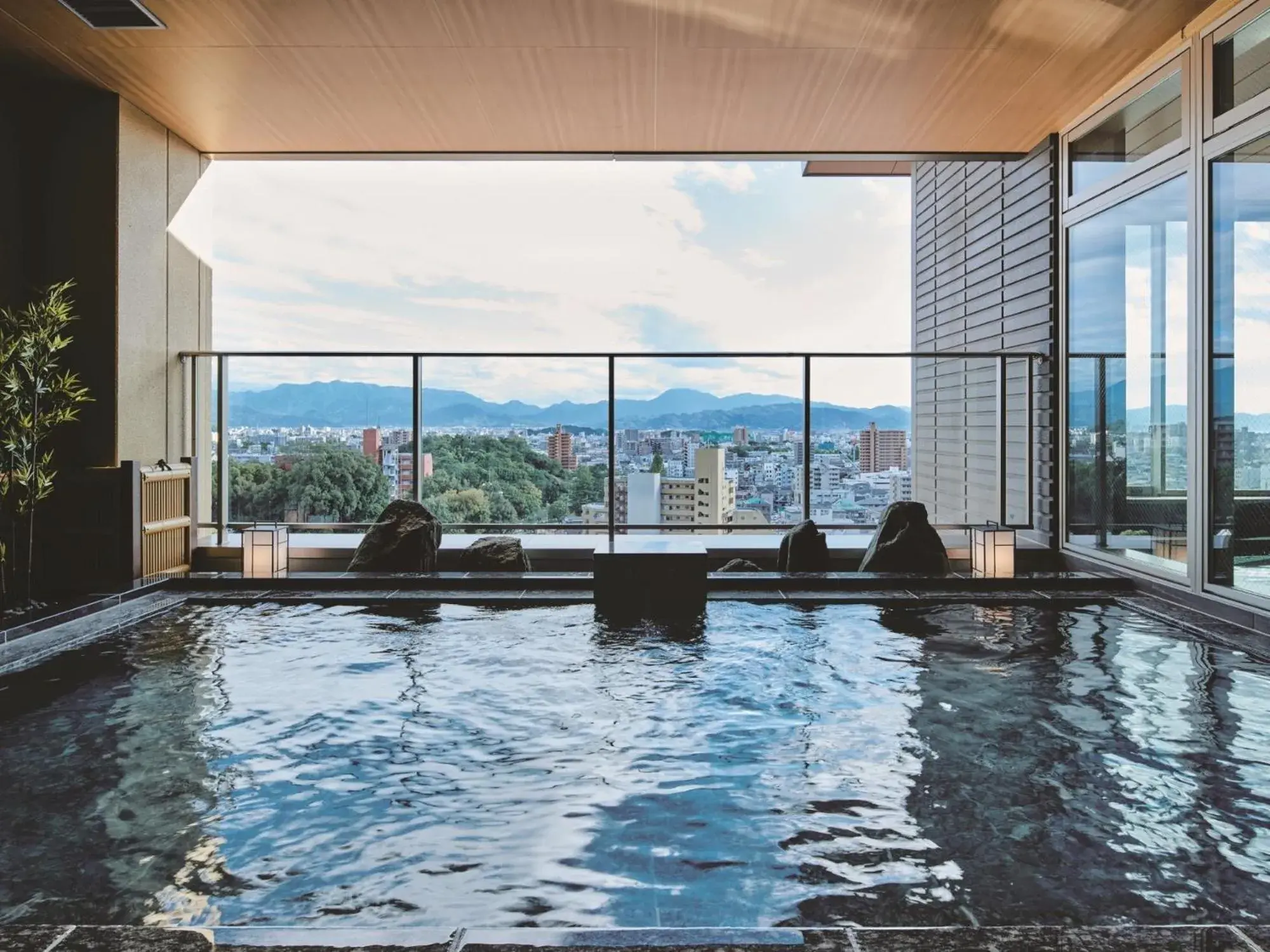 Kowakuen Haruka Kowakuen Haruka