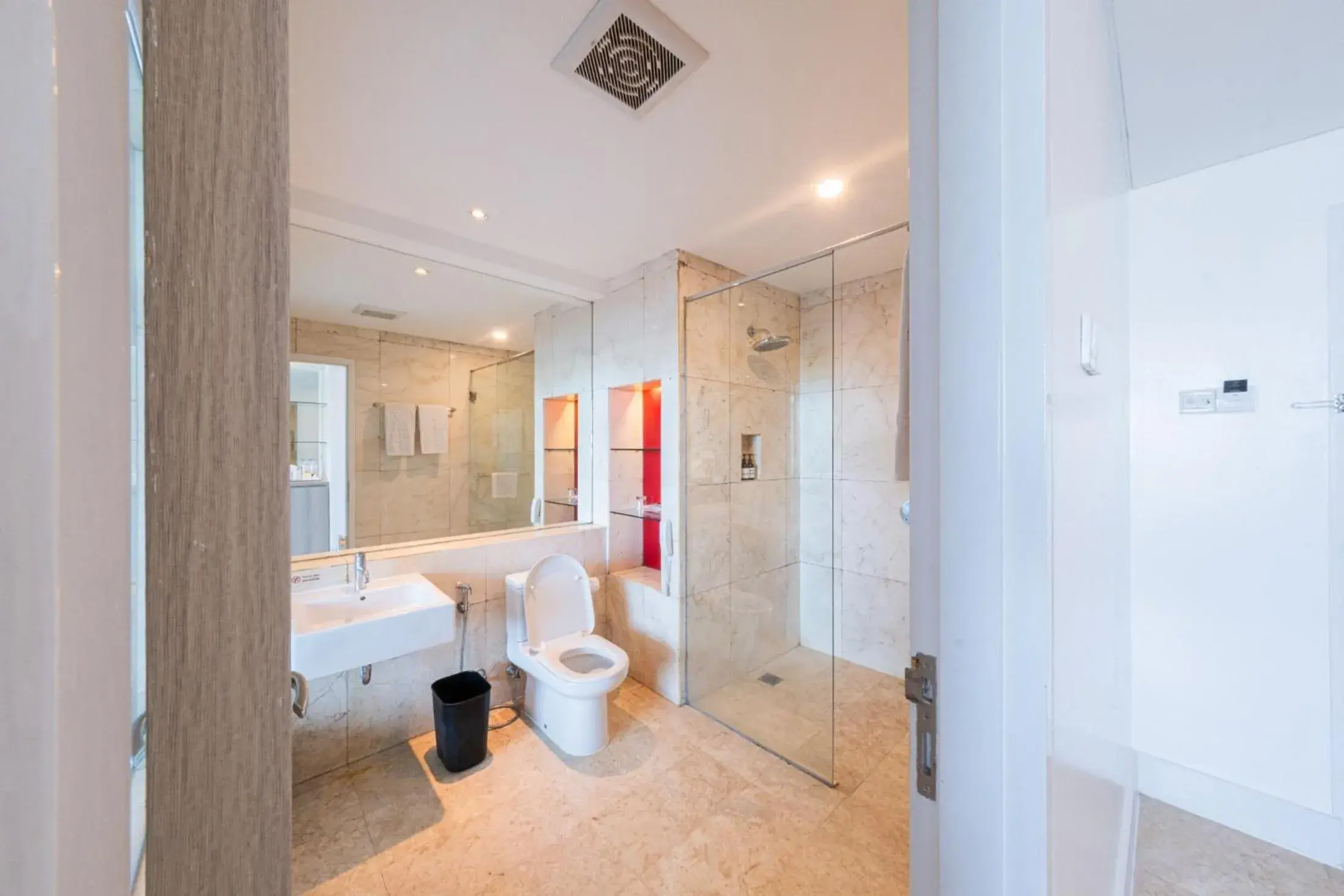 Superior Twin Room in Grand Jatra Hotel Balikpapan Superior Twin Room in Grand Jatra Hotel Balikpapan