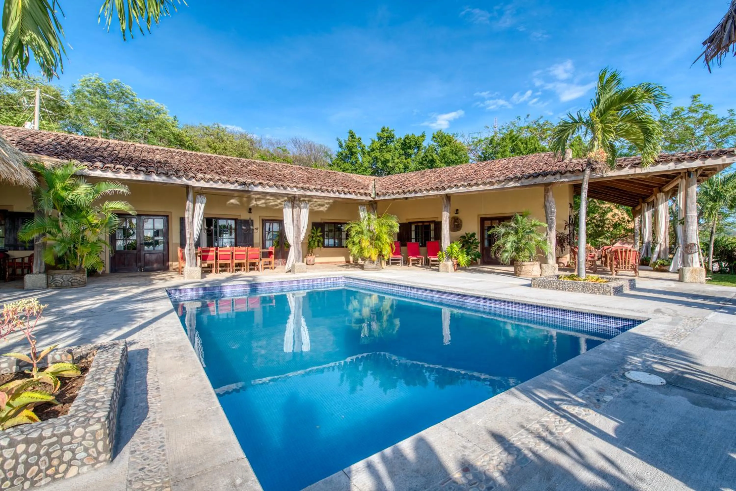 Property building in La Veranera, Playa El Coco