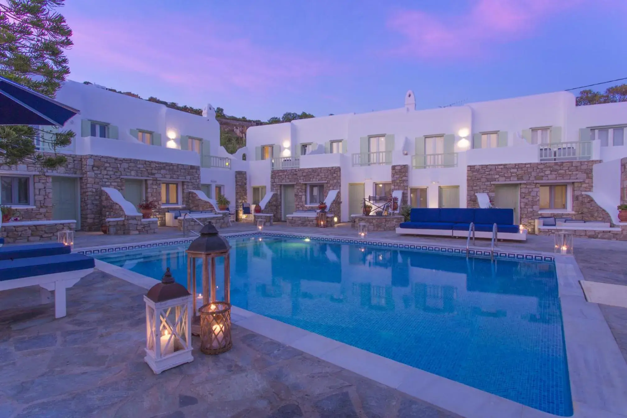 Property building in Bellissimo Resort Property building in Bellissimo Resort