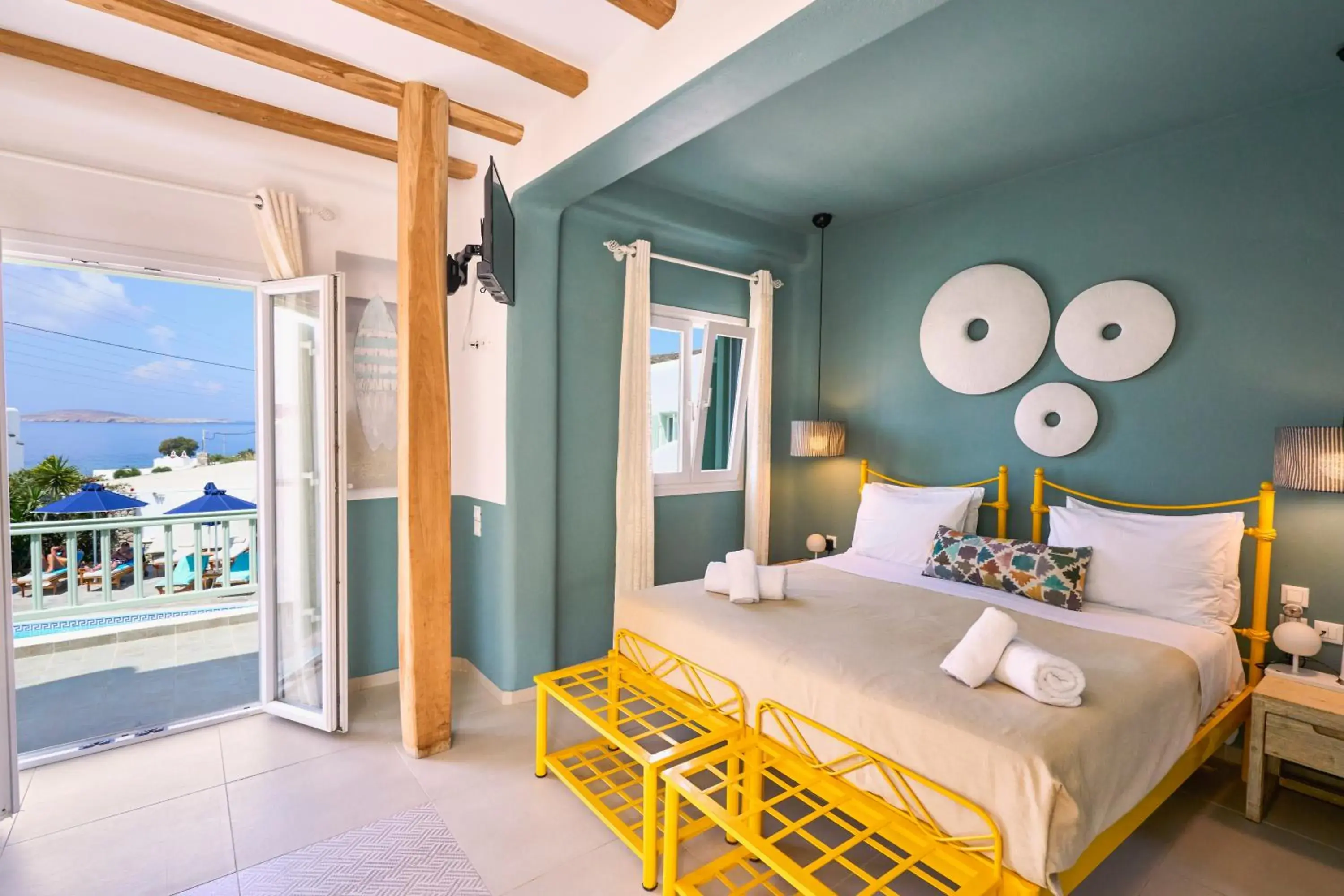 Bed in Bellissimo Resort Bed in Bellissimo Resort