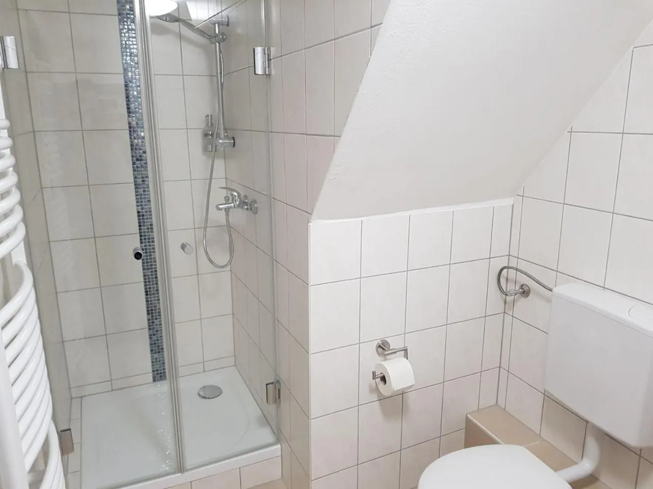 Shower in Hotel im Anker