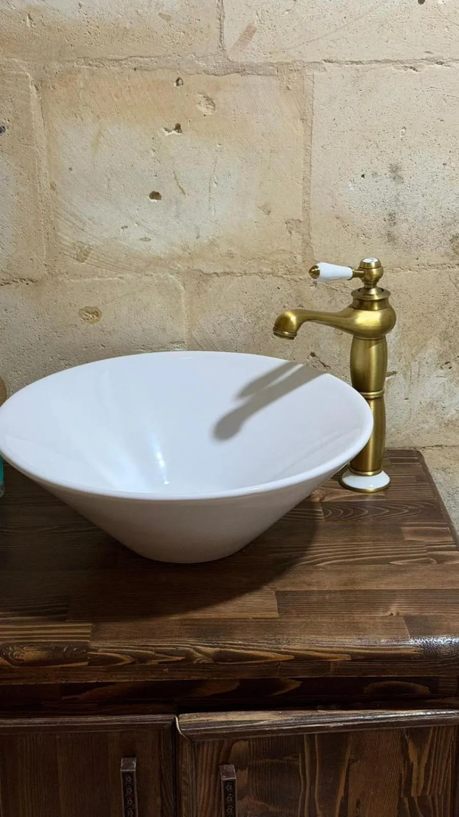 Bathroom in Dara Konagı
