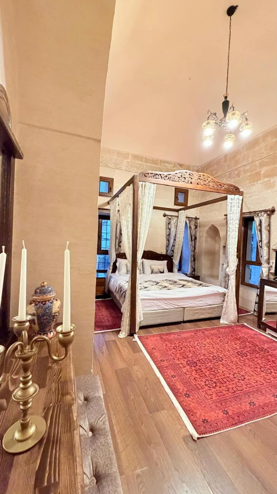 Photo of the whole room, Bed in Dara Konagı