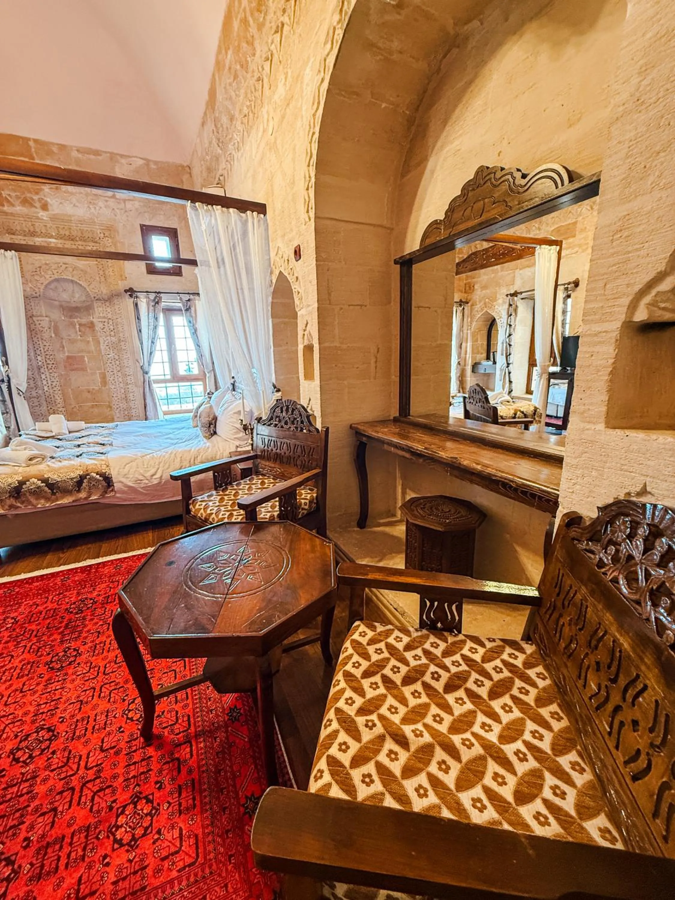 Photo of the whole room, Bed in Dara Konagı