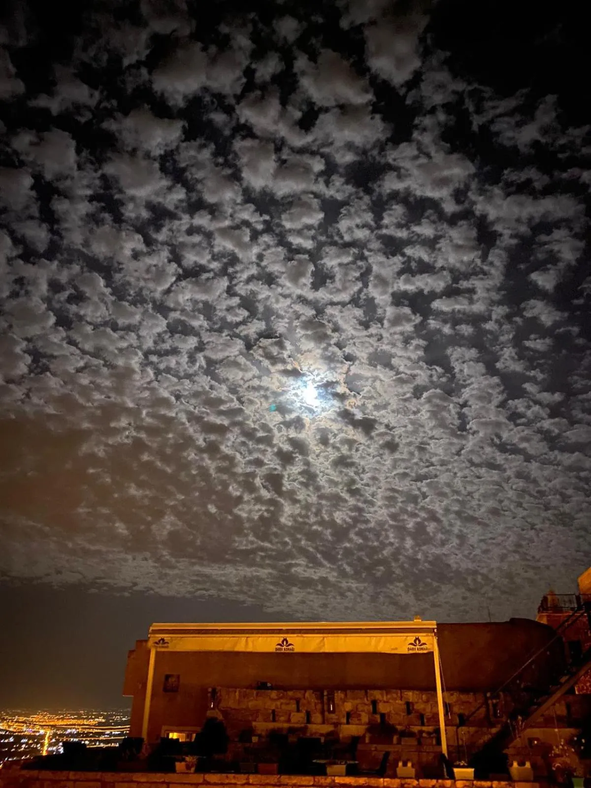 Property building in Dara Konagı