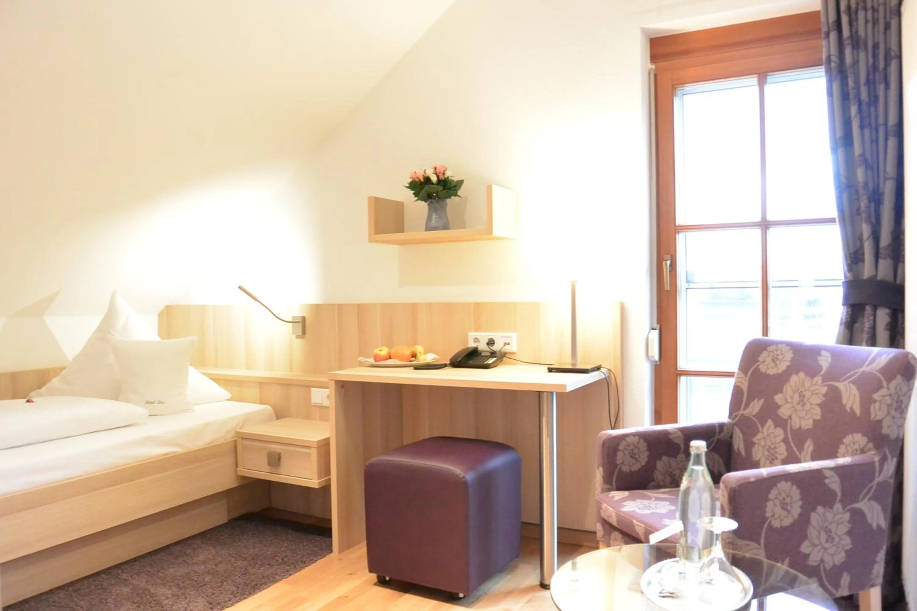 Photo of the whole room, Bed in Iris am See garni