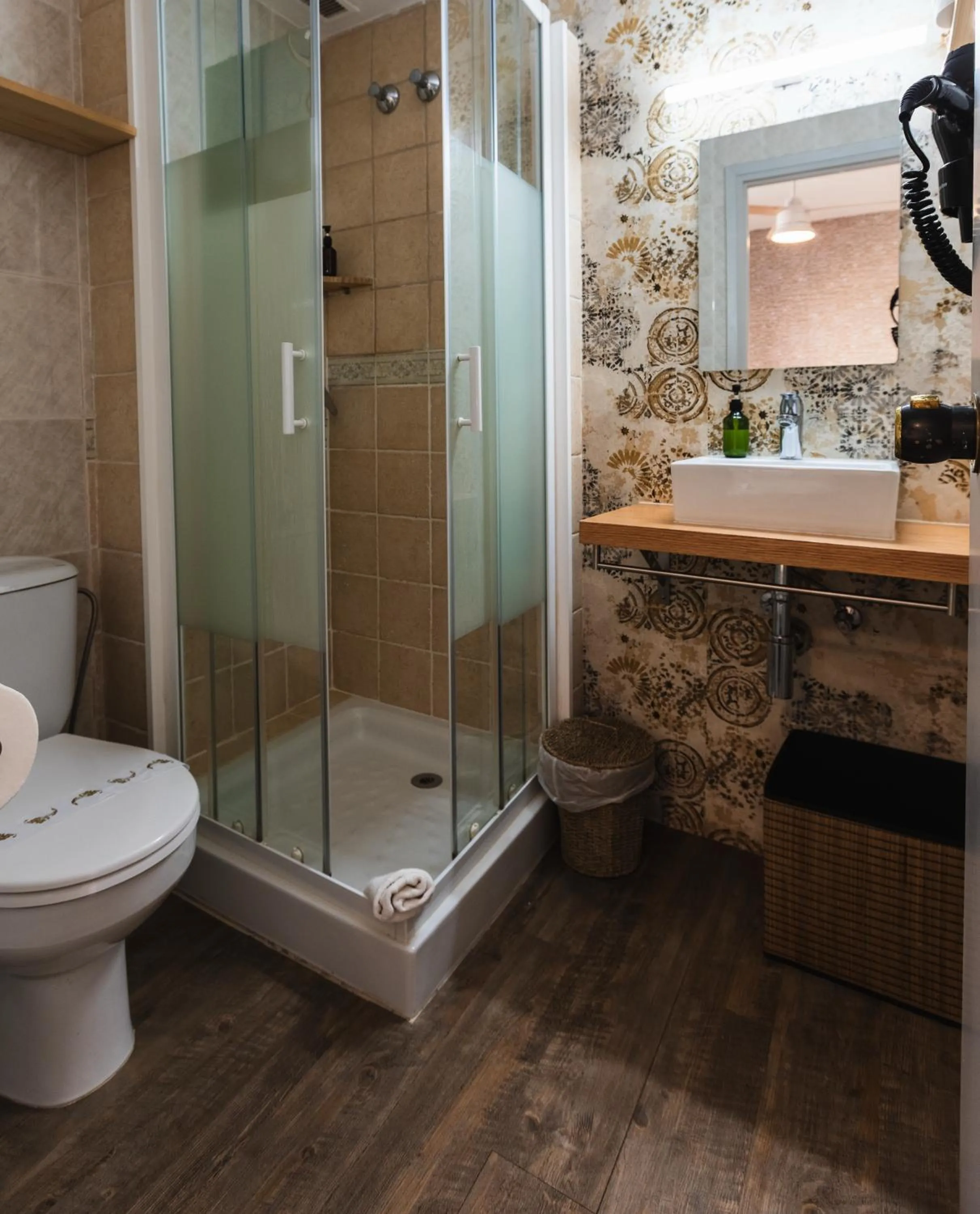 Shower in Balear Hotel