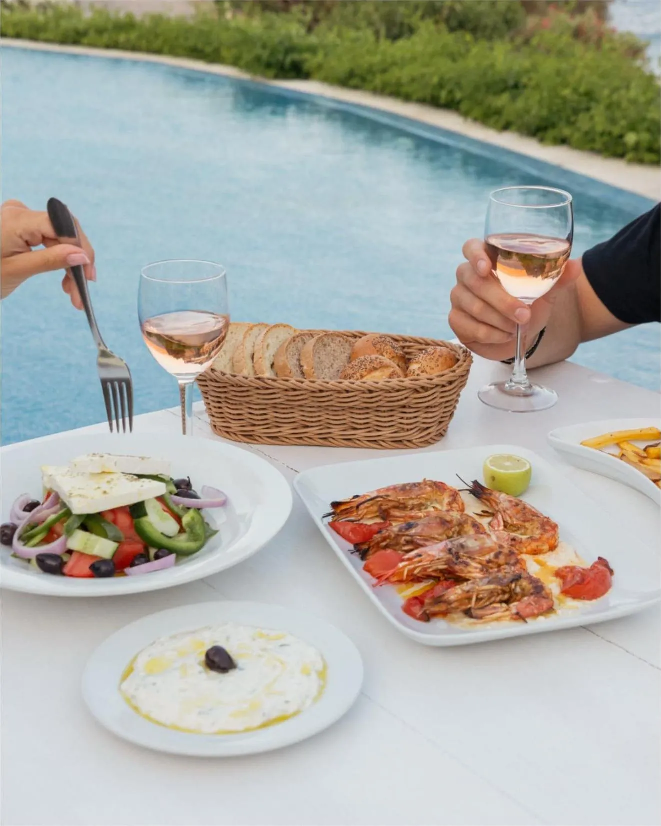 Food and drinks in Albatros Club Mykonos