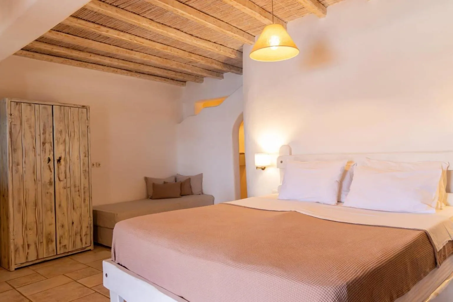 Bed in Albatros Club Mykonos