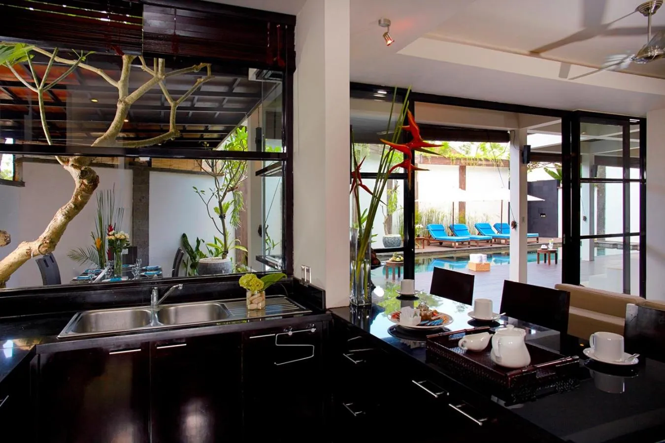 Kitchen or kitchenette in Temple Hill Residence Villa