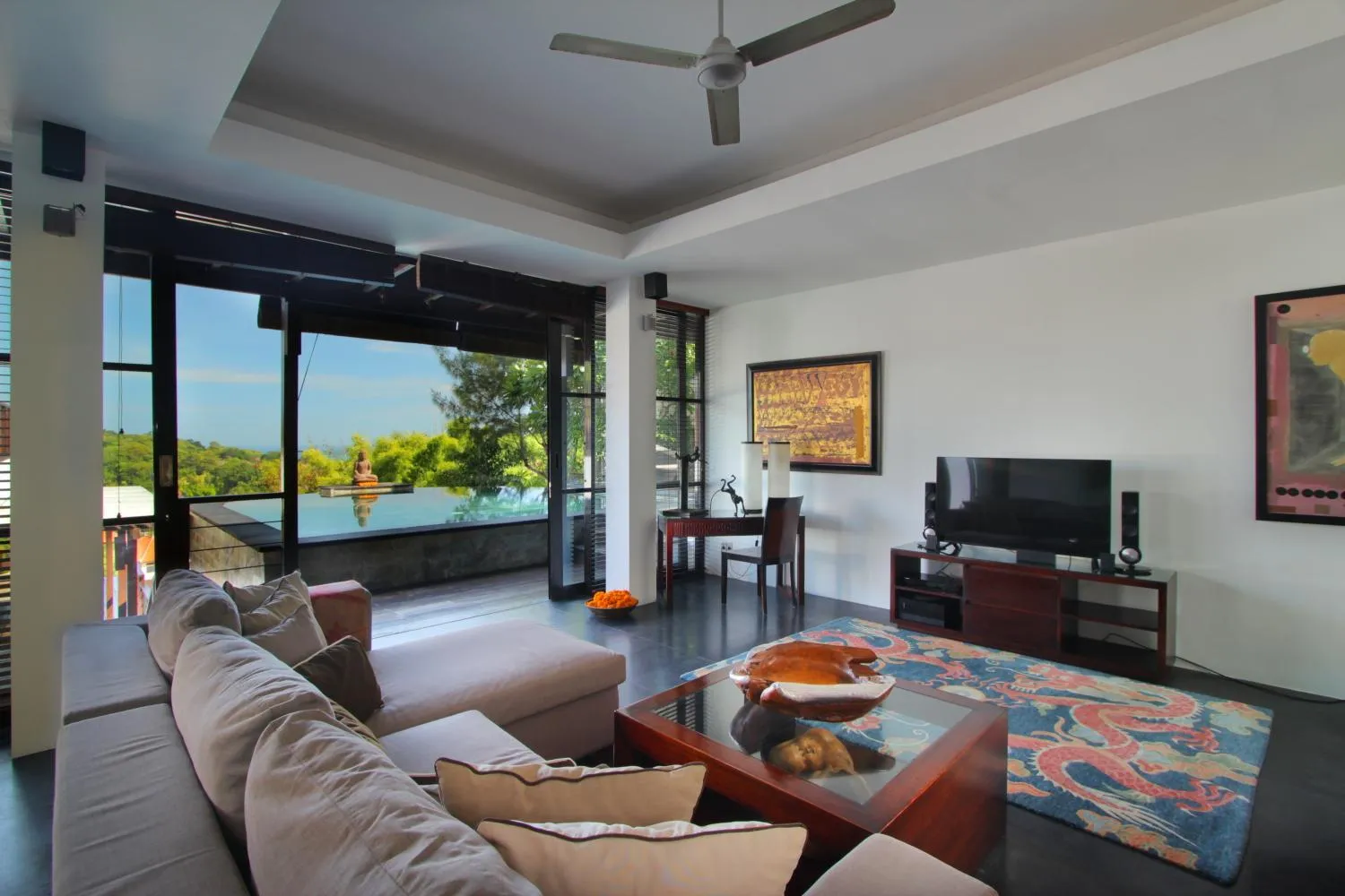 Property building in Temple Hill Residence Villa