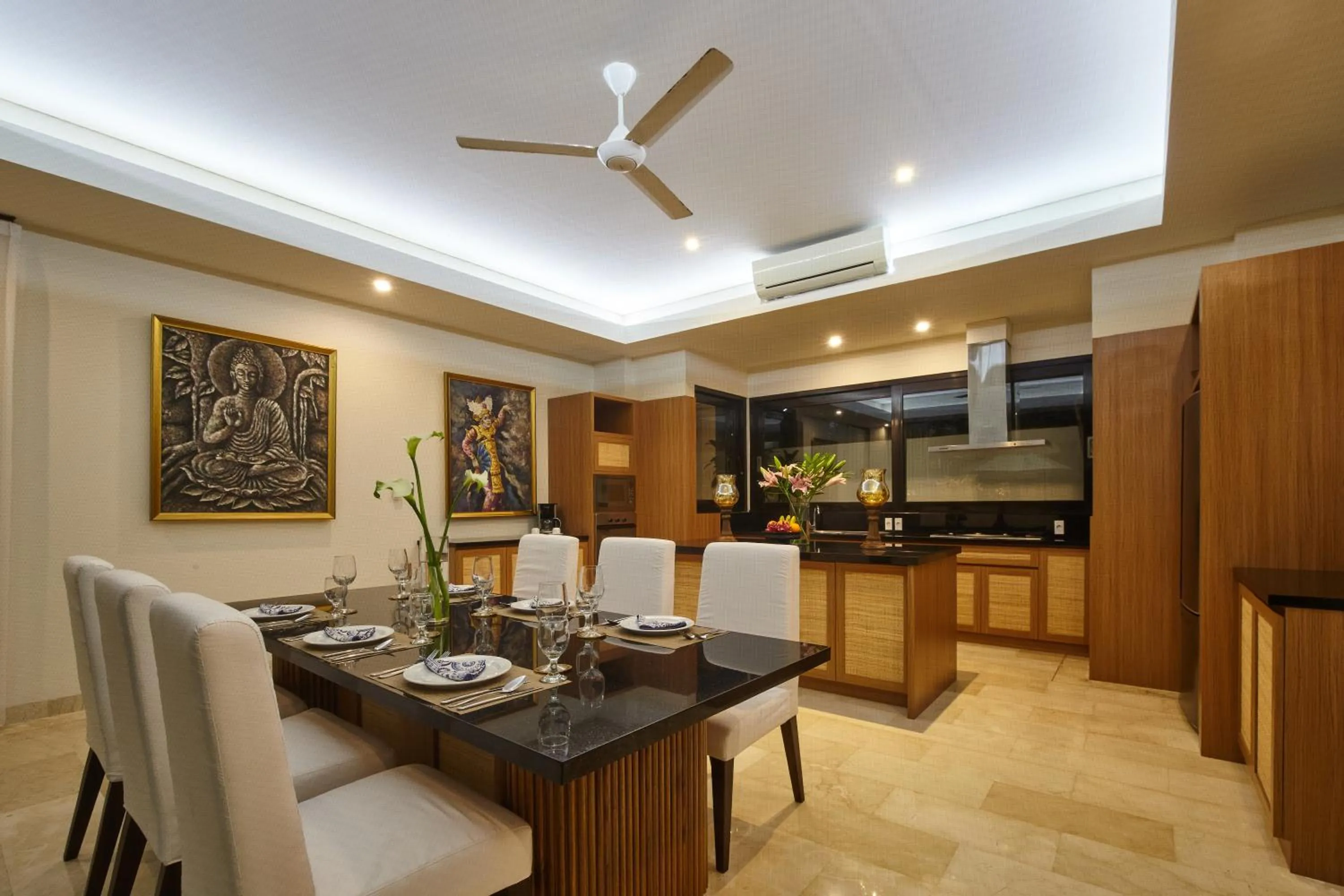 Property building in Temple Hill Residence Villa