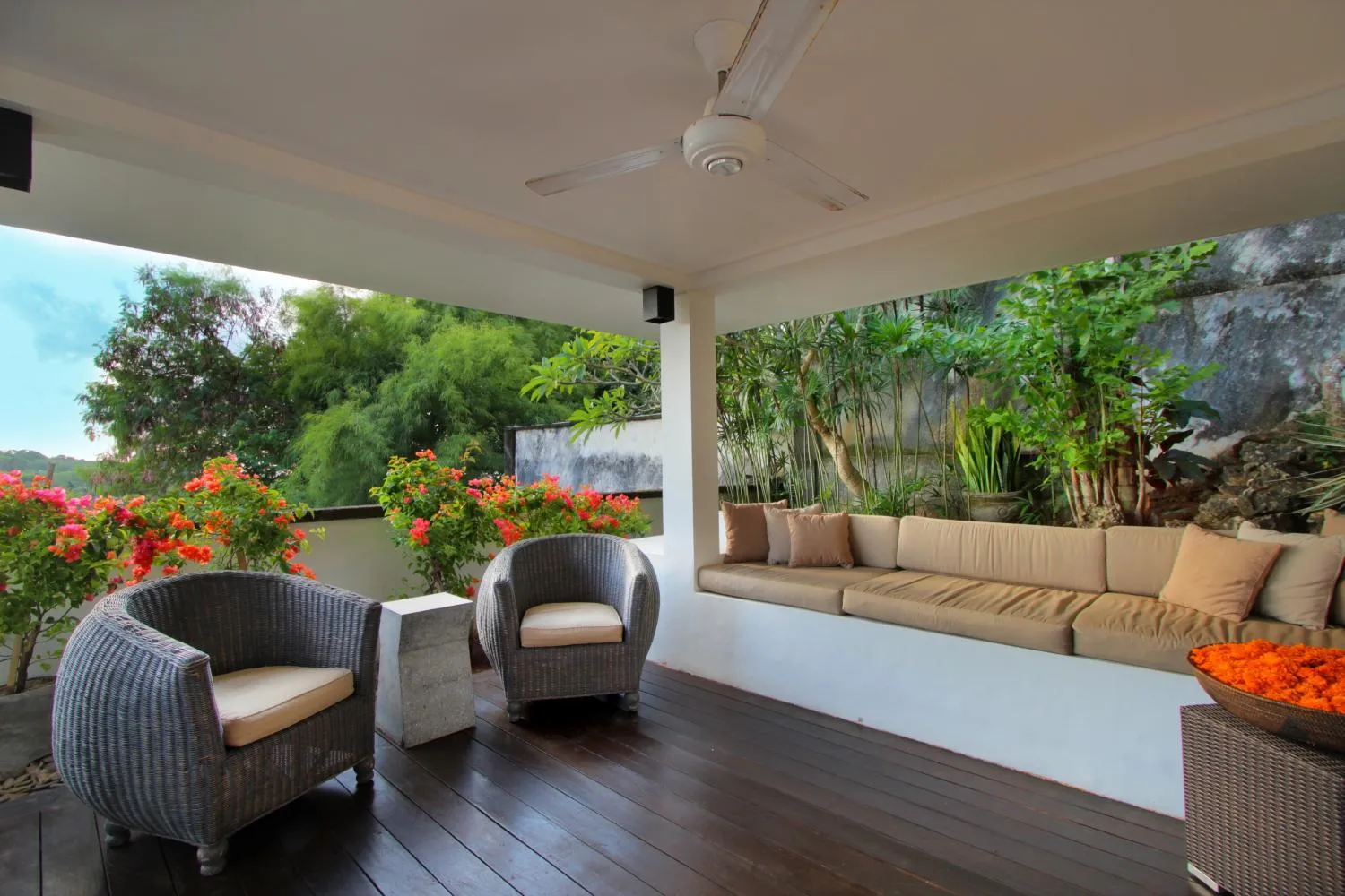 Property building in Temple Hill Residence Villa