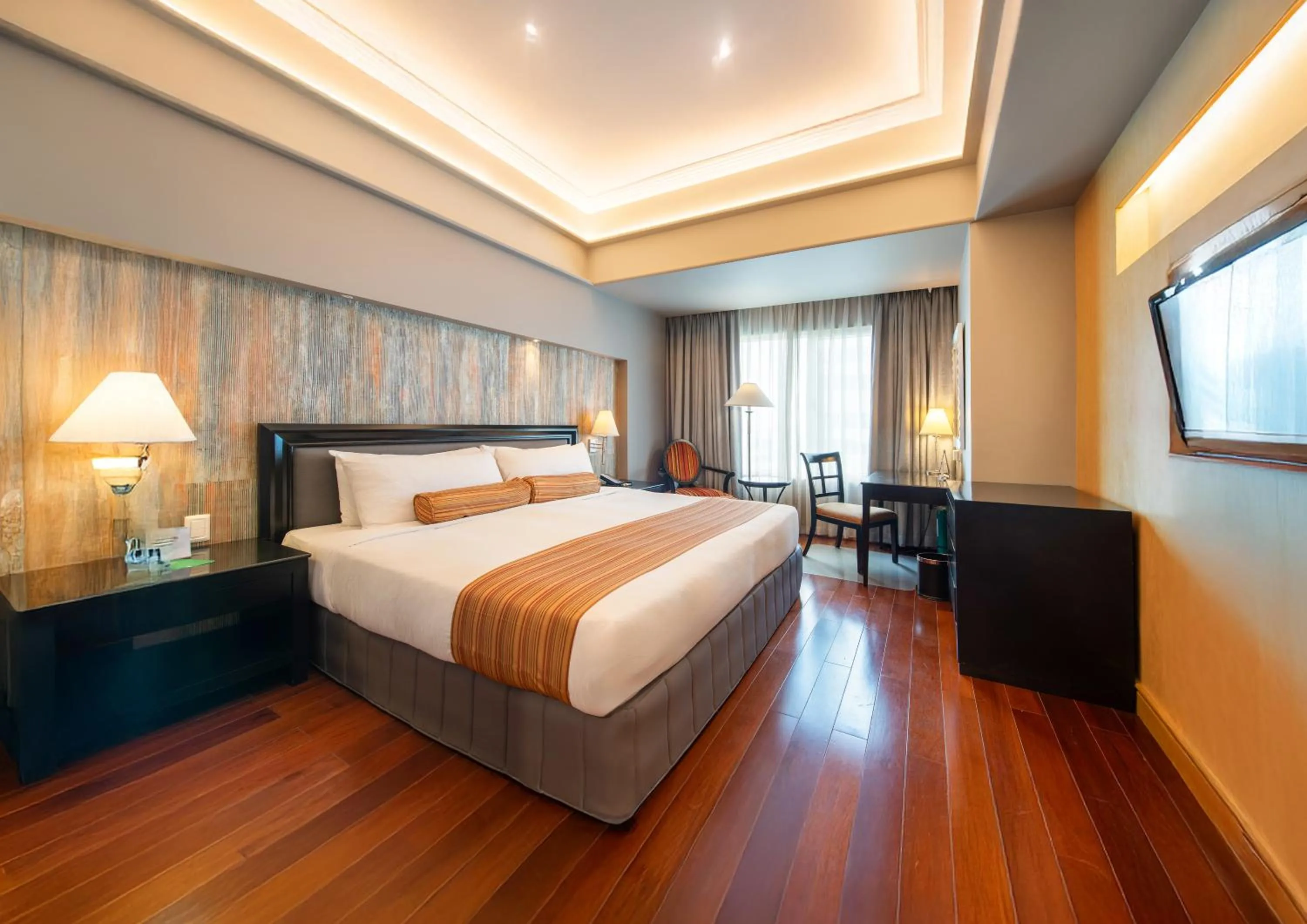 Bedroom, Bed in The Bellevue Manila