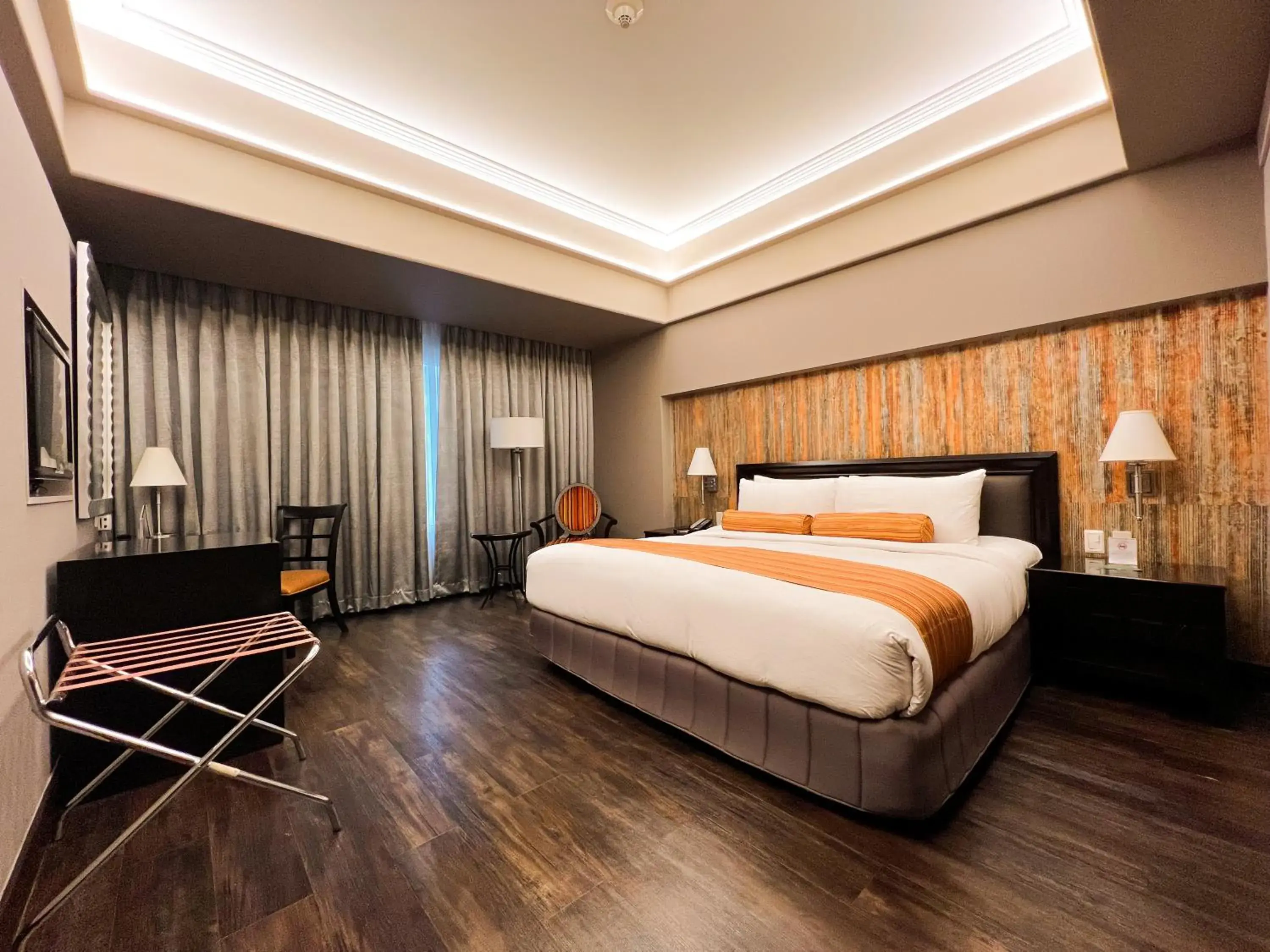 Bedroom, Bed in The Bellevue Manila Bedroom, Bed in The Bellevue Manila