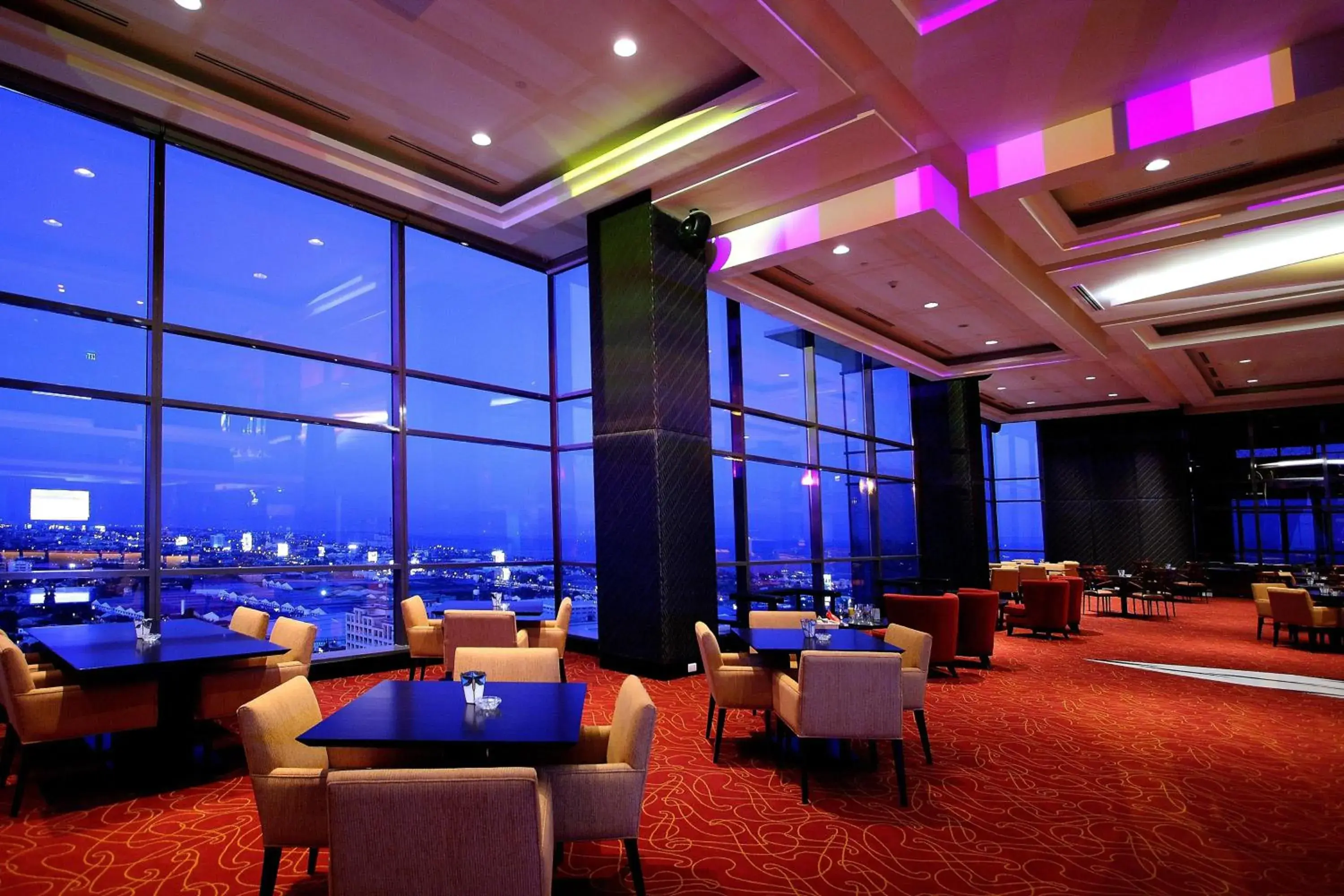 Restaurant/places to eat in The Bellevue Manila Restaurant/places to eat in The Bellevue Manila