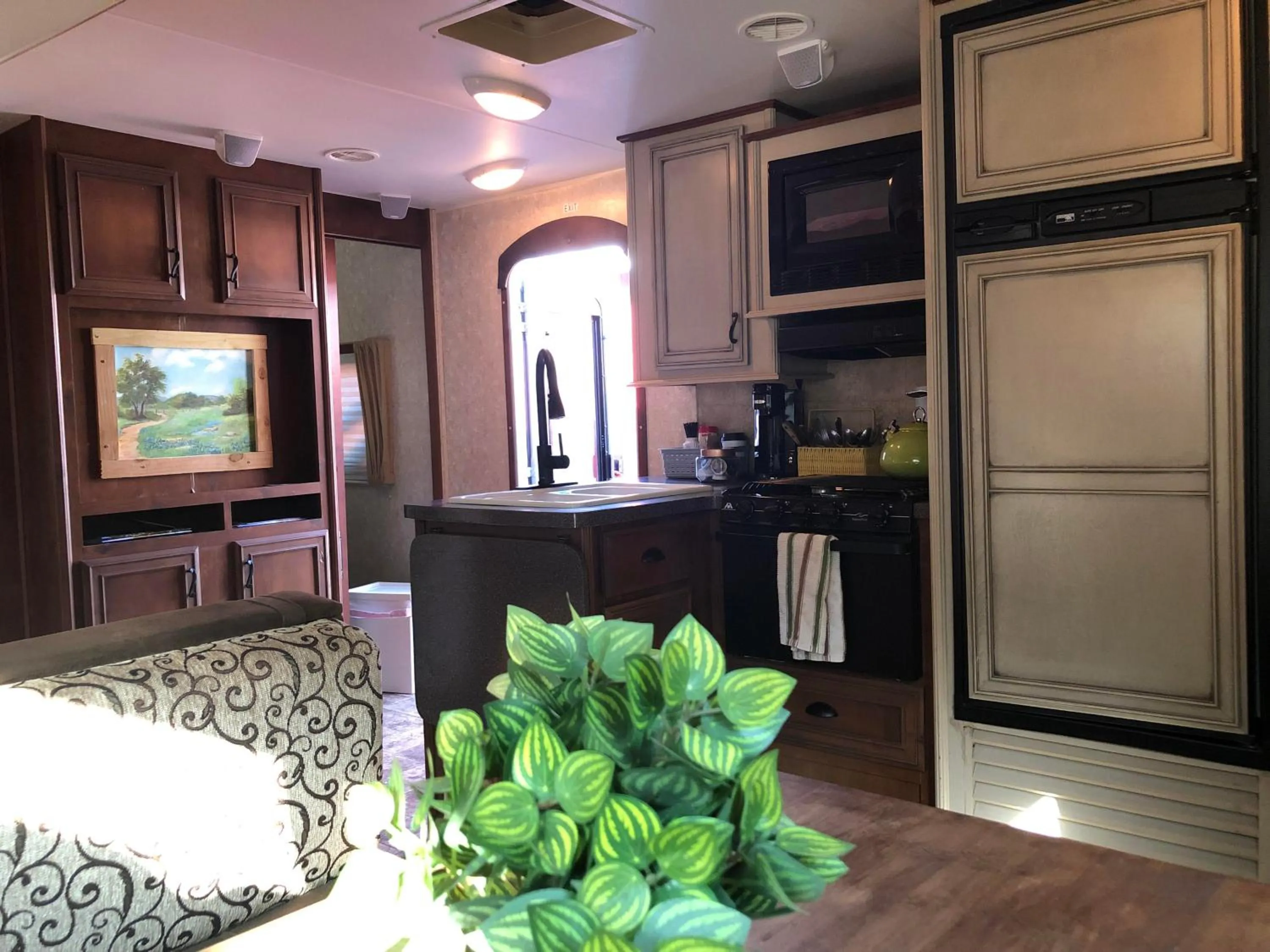 kitchen in The Alexander at Creek Road