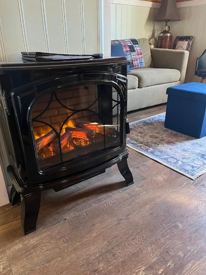 Seating area in The Alexander at Creek Road