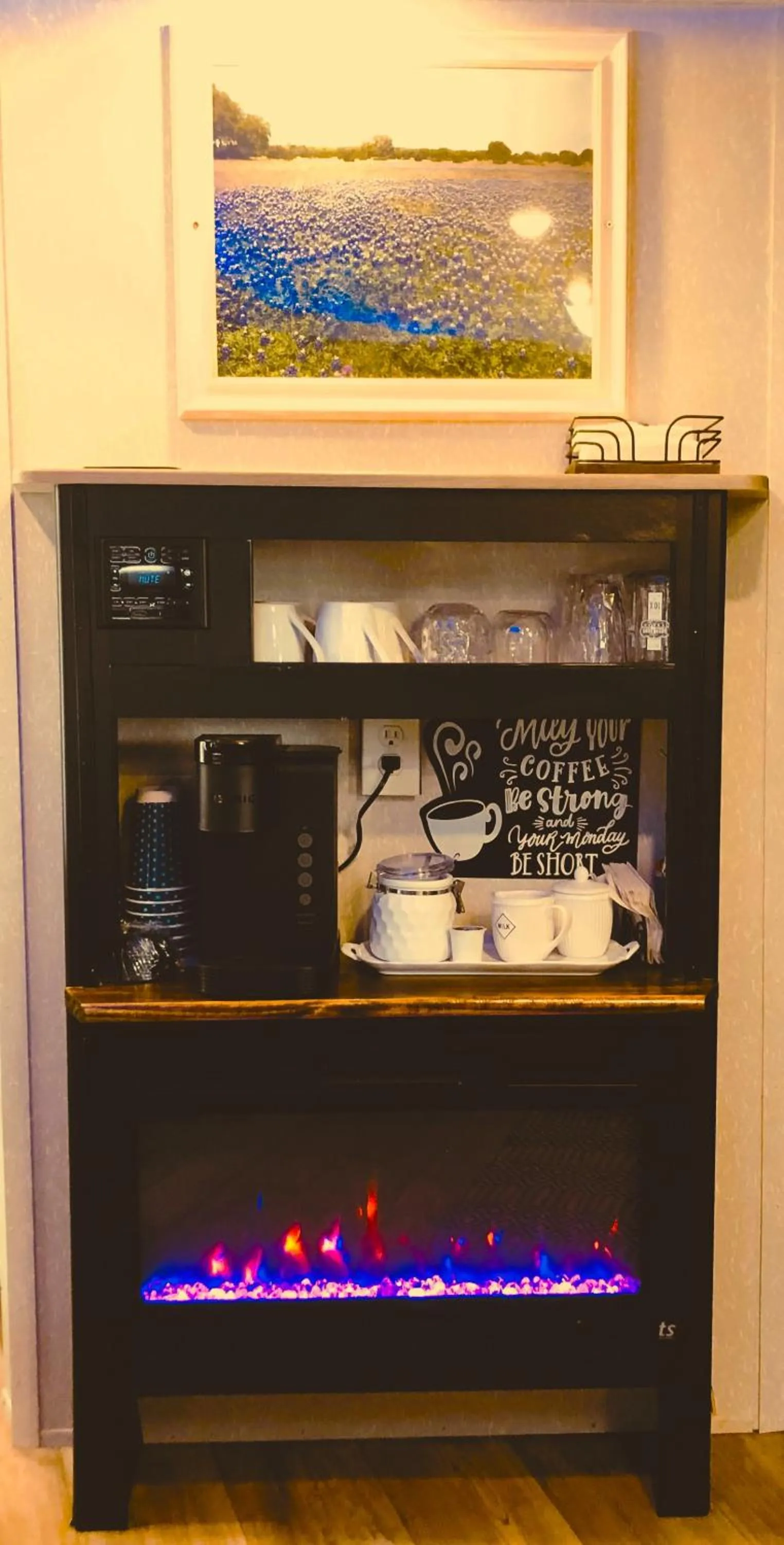 Coffee/tea facilities in The Alexander at Creek Road