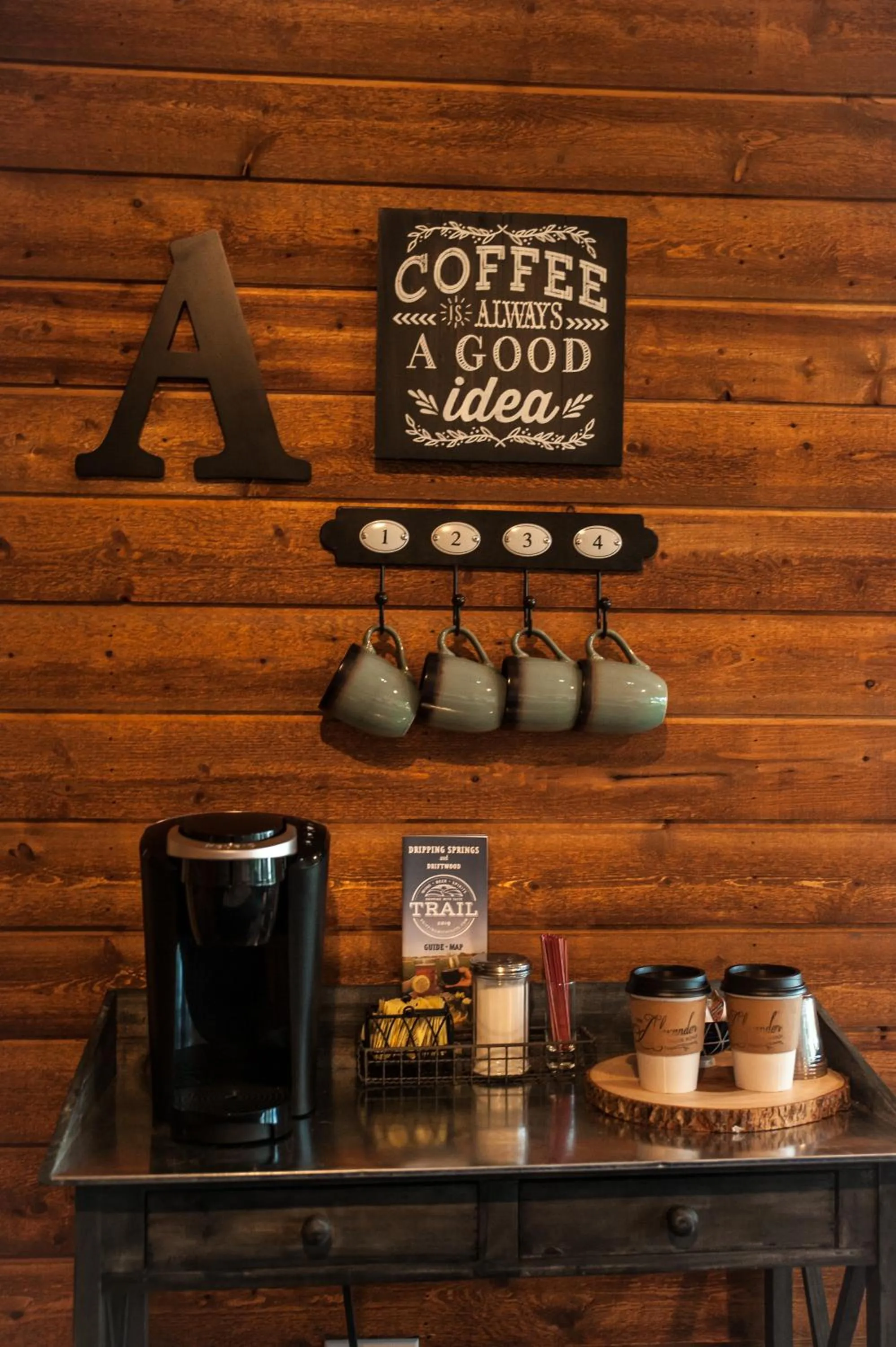Coffee/tea facilities in The Alexander at Creek Road