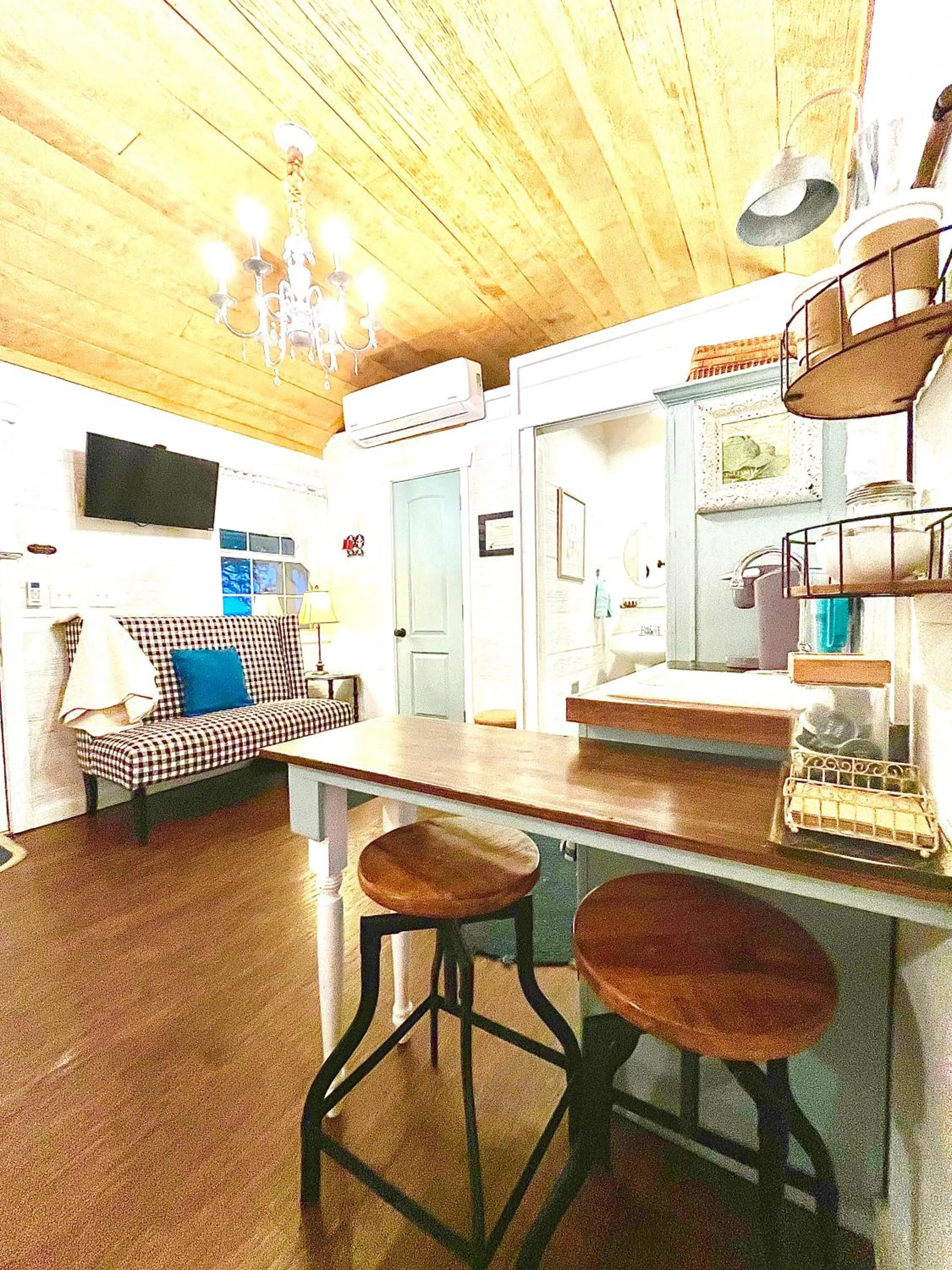 Kitchen or kitchenette in The Alexander at Creek Road