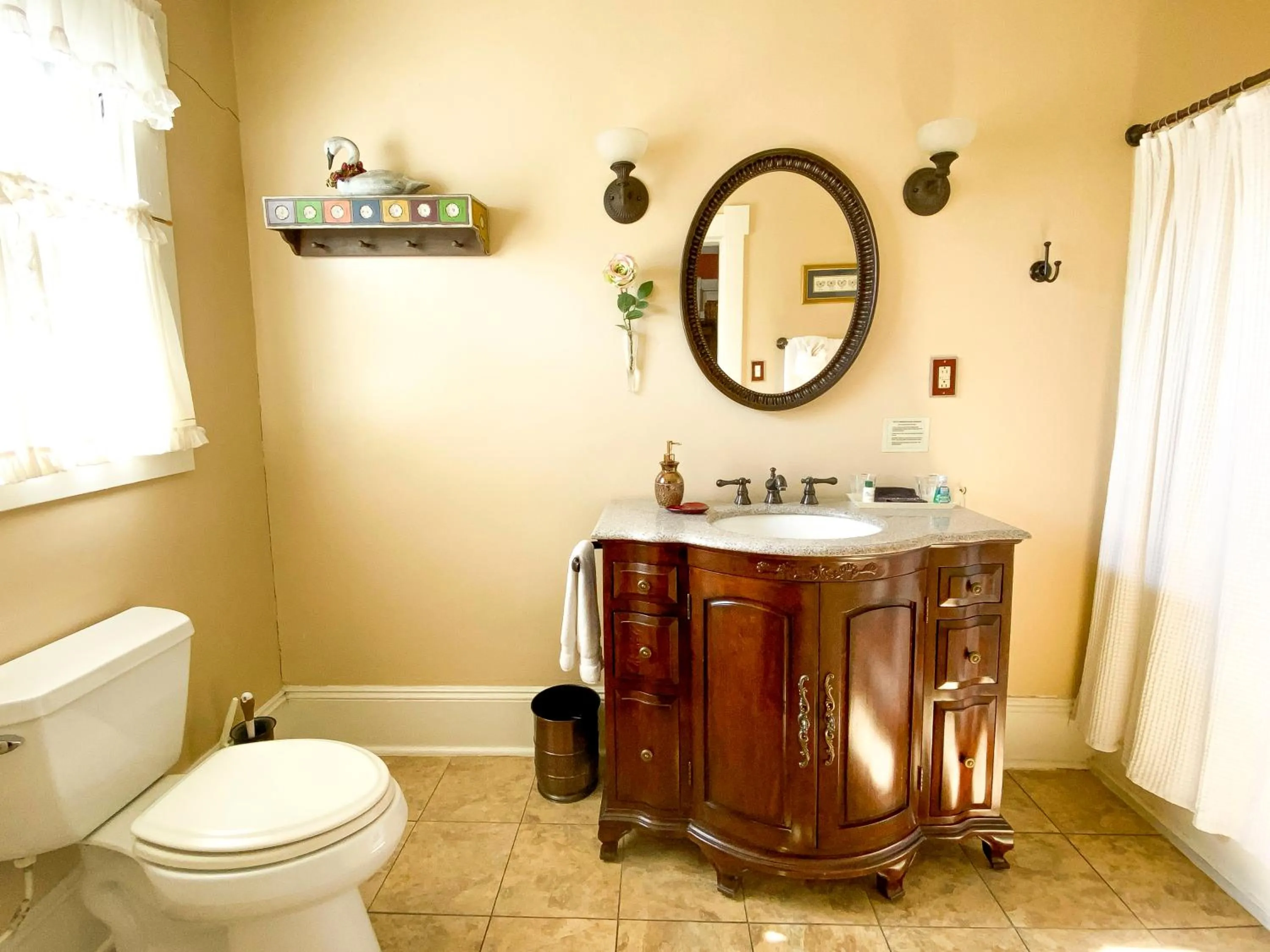 Bathroom in Magnolia House Inn