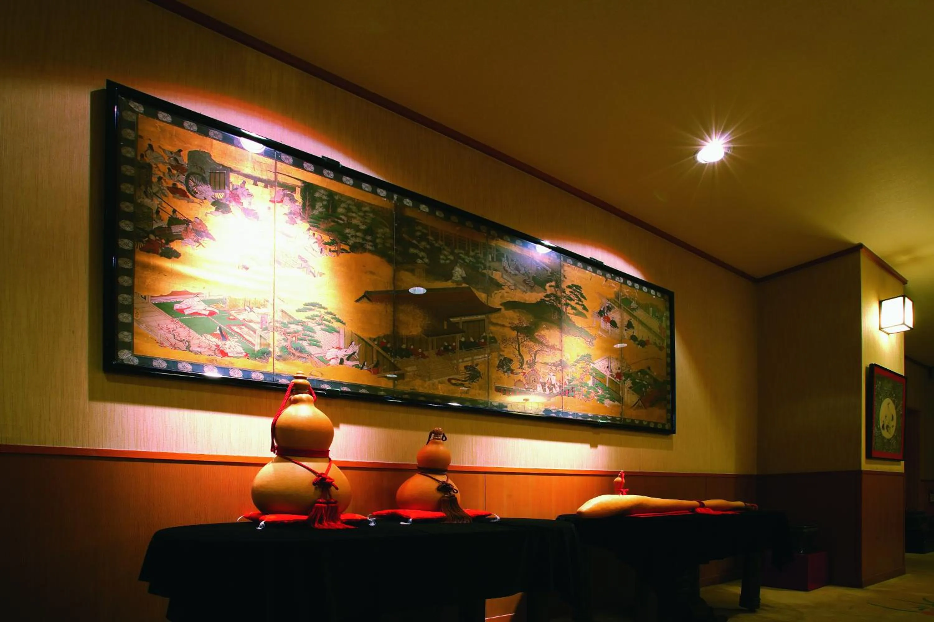 Decorative detail in Funaya